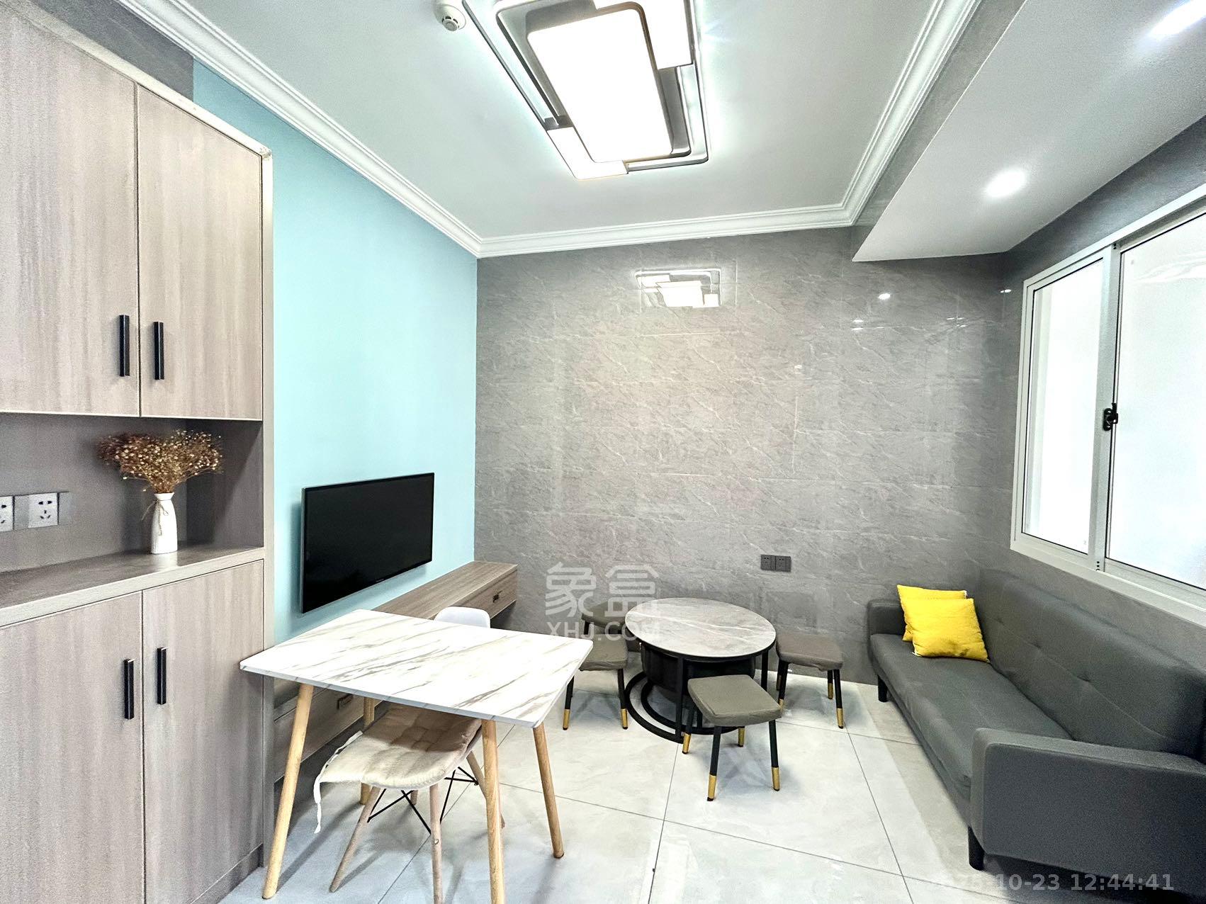 长房明宸府  2室1厅1卫    1700.0元/月 长房明宸府  2室1厅1卫    1700.0元/月室内图1