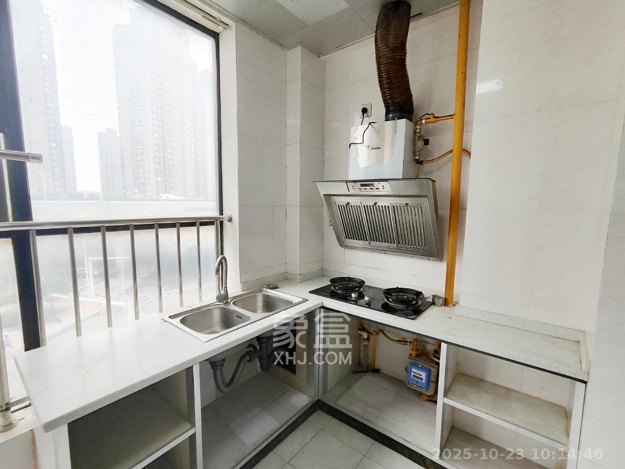 长大卧琥  1室1厅1卫    1500.0元/月室内图