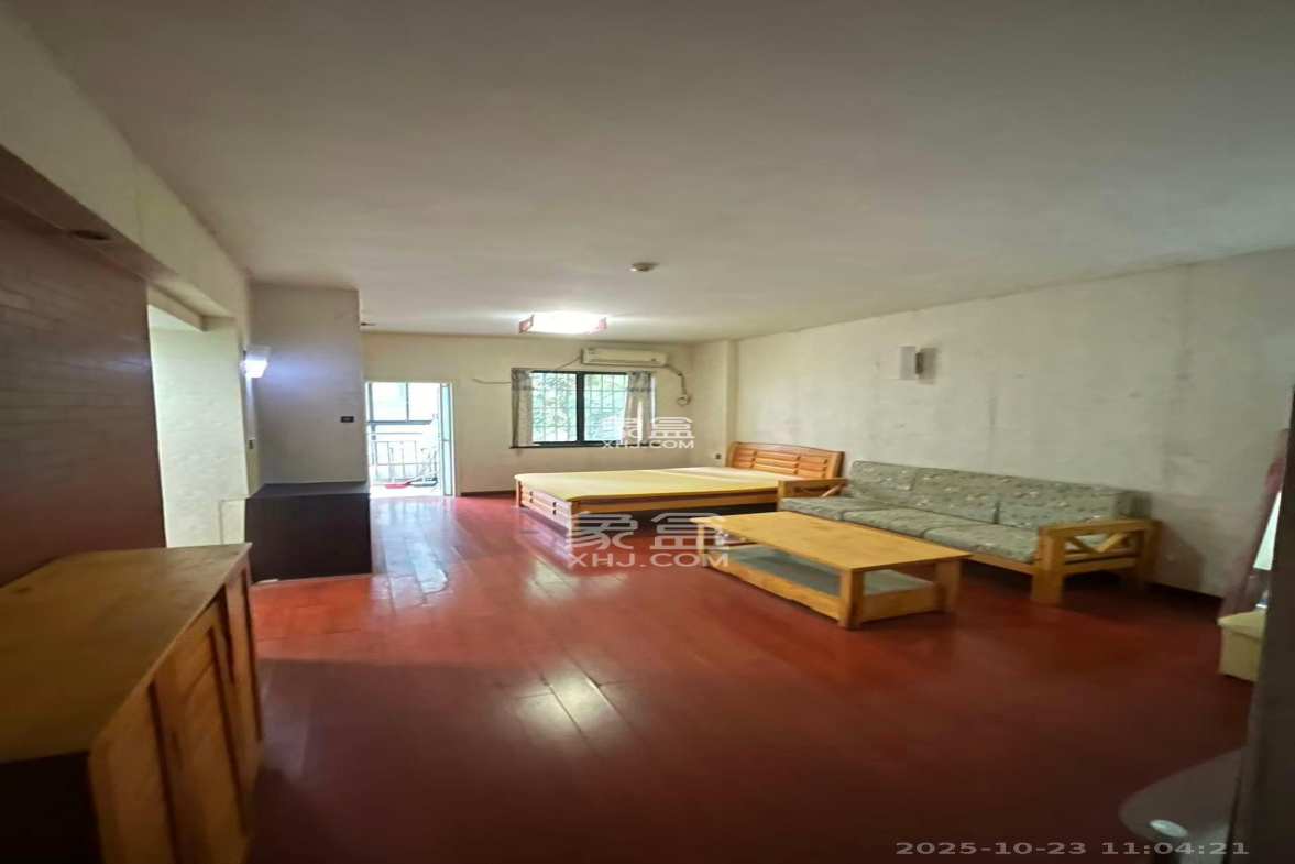 满庭芳小区  1室1厅1卫    1400.0元/月 满庭芳小区  1室1厅1卫    1400.0元/月室内图