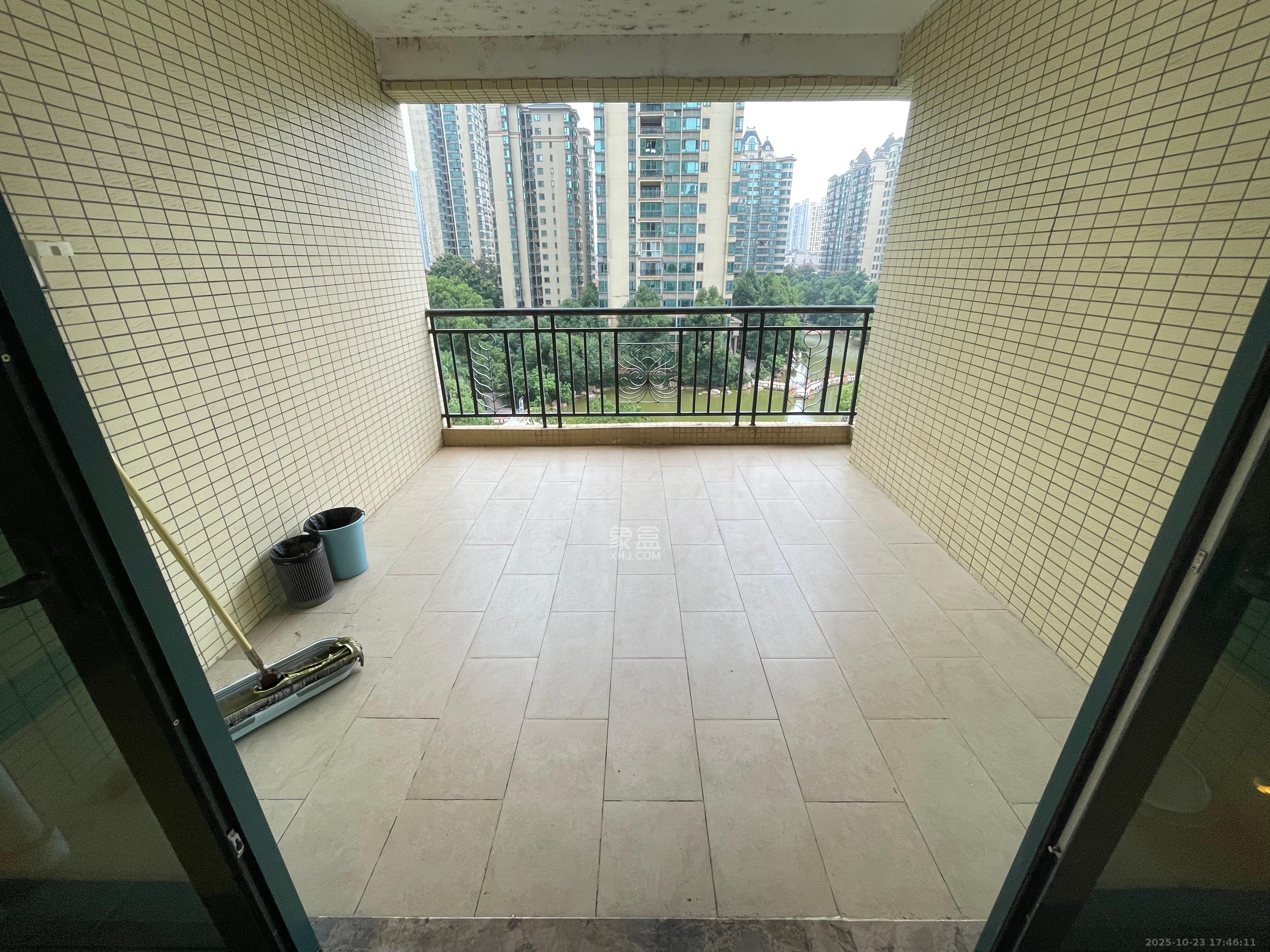 恒大名都 5室2厅4卫 4000.0元/月 恒大名都 5室2厅4卫 4000.0元/月室内图