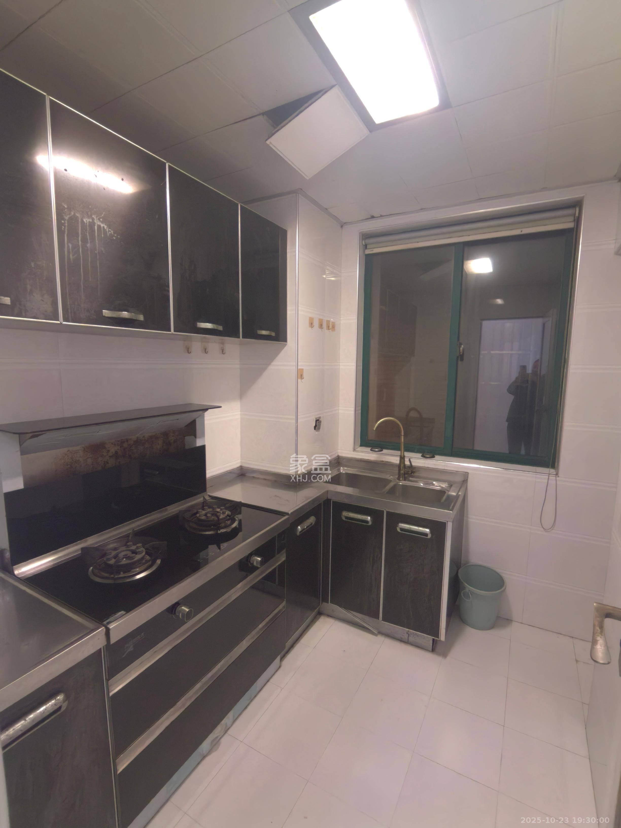 瑞凯景城苑（一、二期）  1室0厅0卫    1600.0元/月室内图