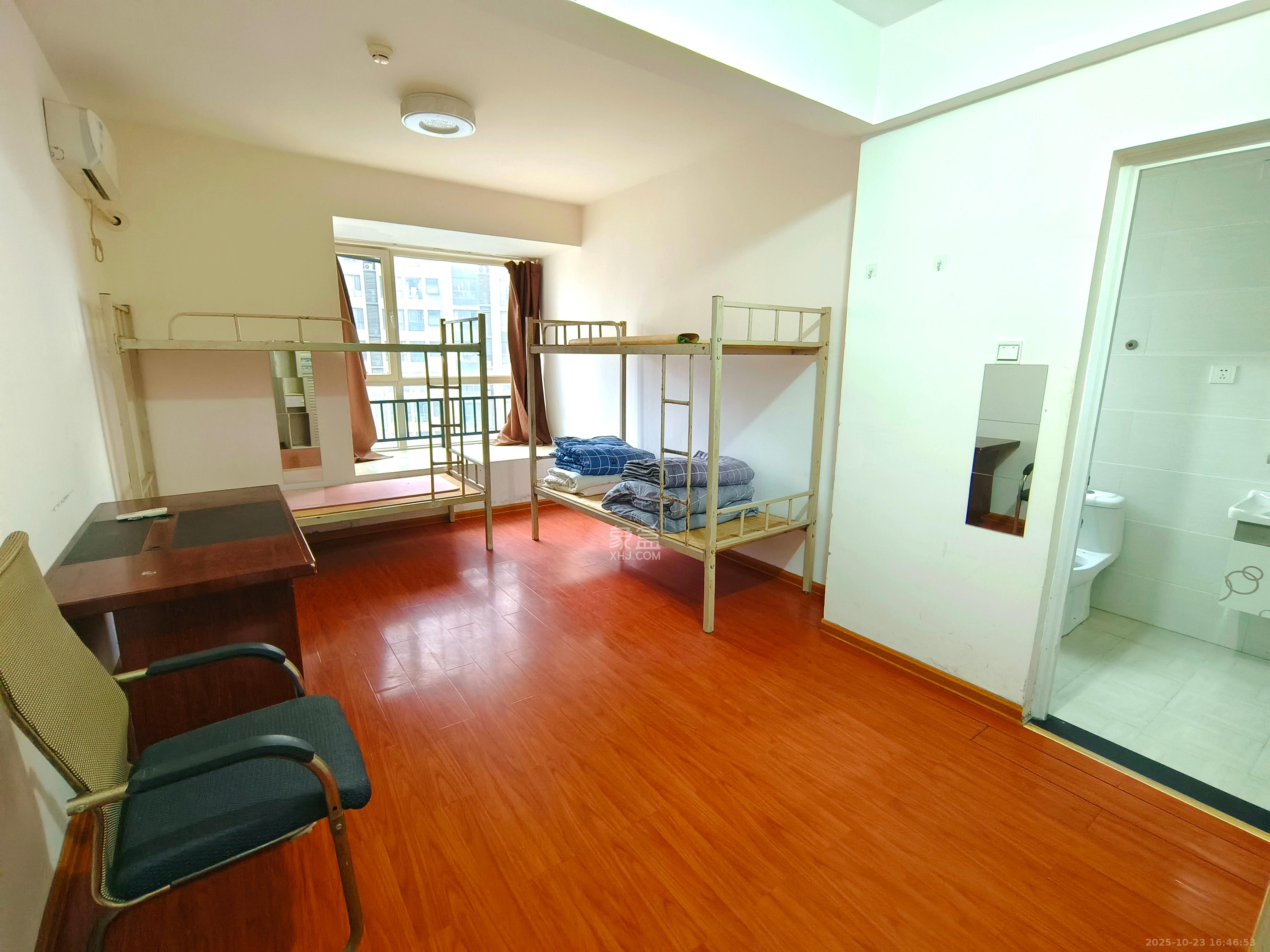 北辰三角洲E5区  4室2厅2卫    3600.0元/月室内图