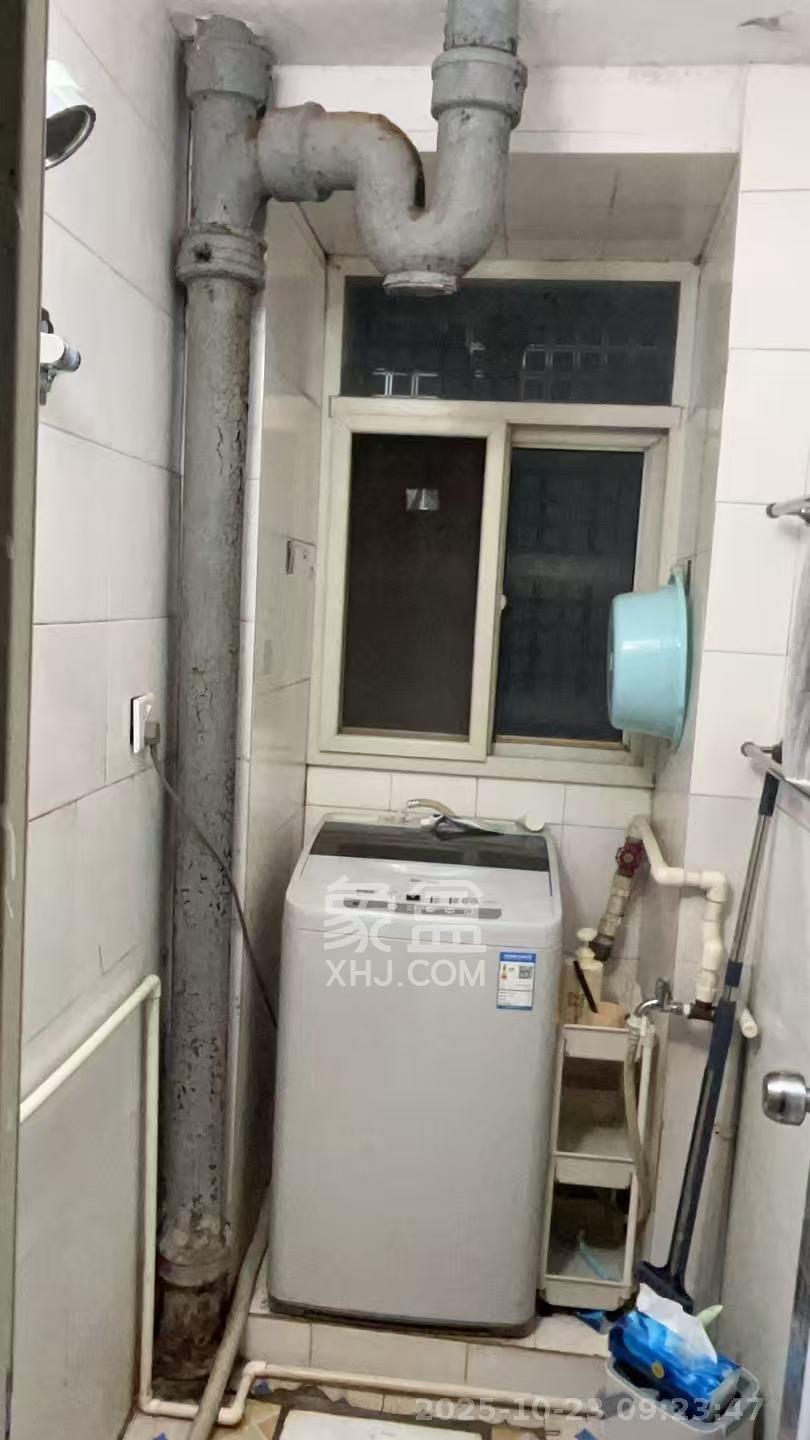 高压开关厂宿舍  2室1厅1卫    1600.0元/月室内图