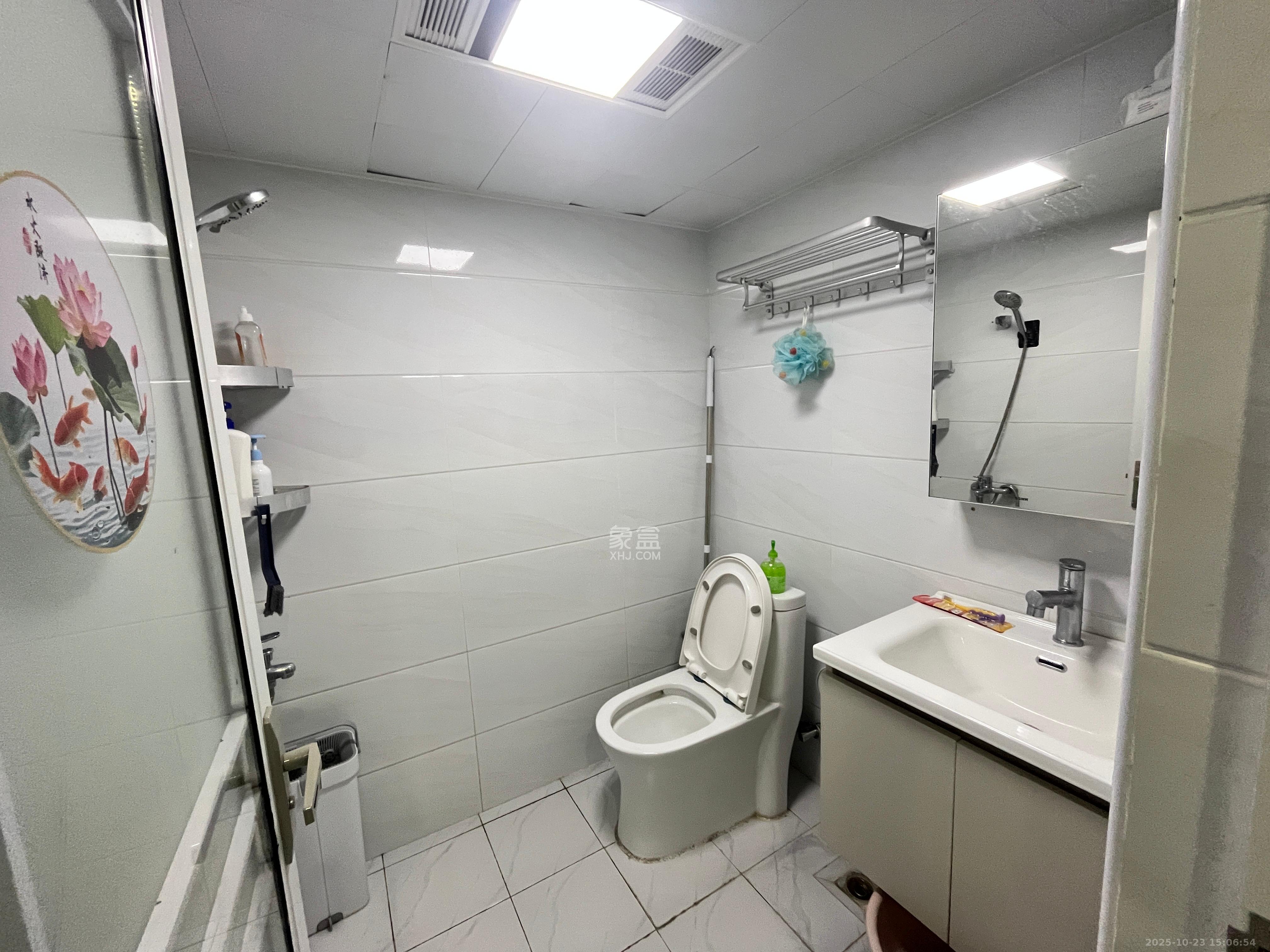 天鸿天府（天鸿中央大院）  2室1厅1卫    1700.0元/月室内图