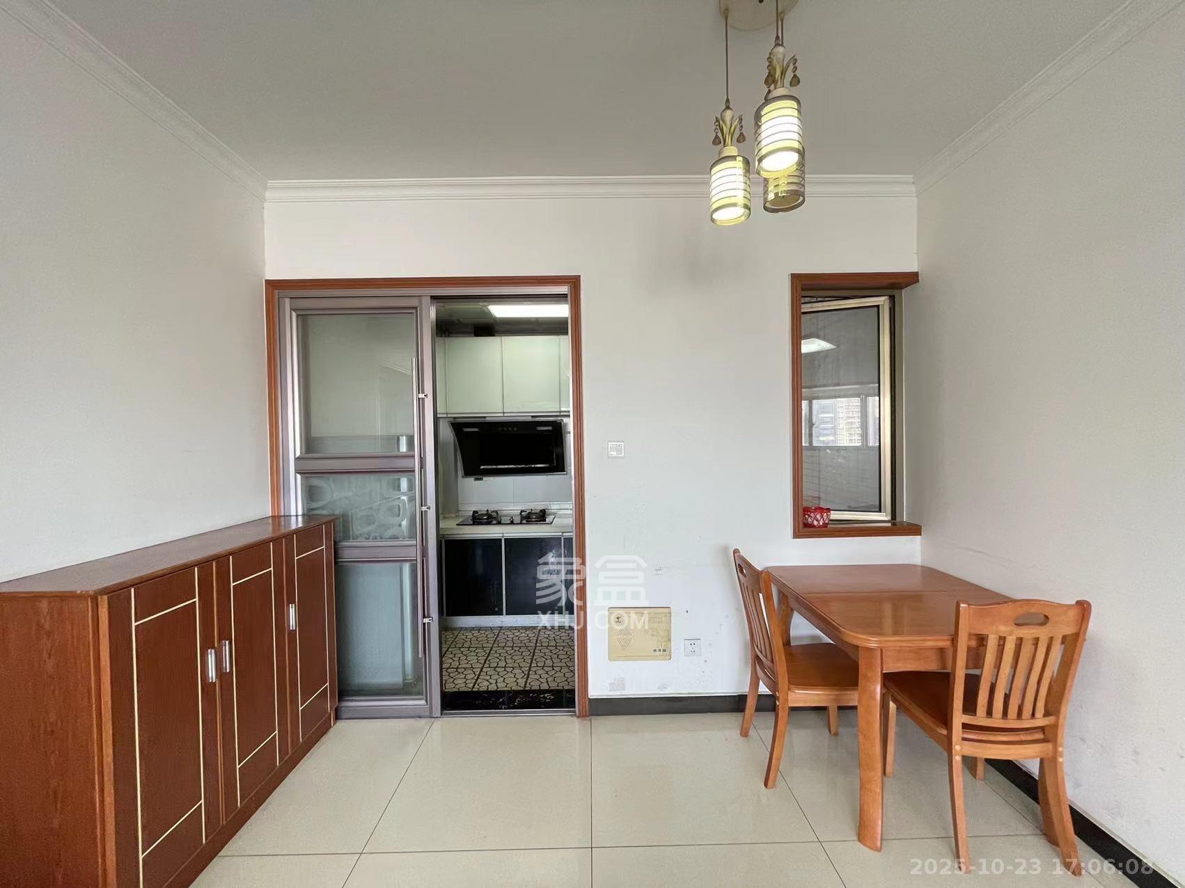 润泽园  2室2厅1卫    2100.0元/月室内图