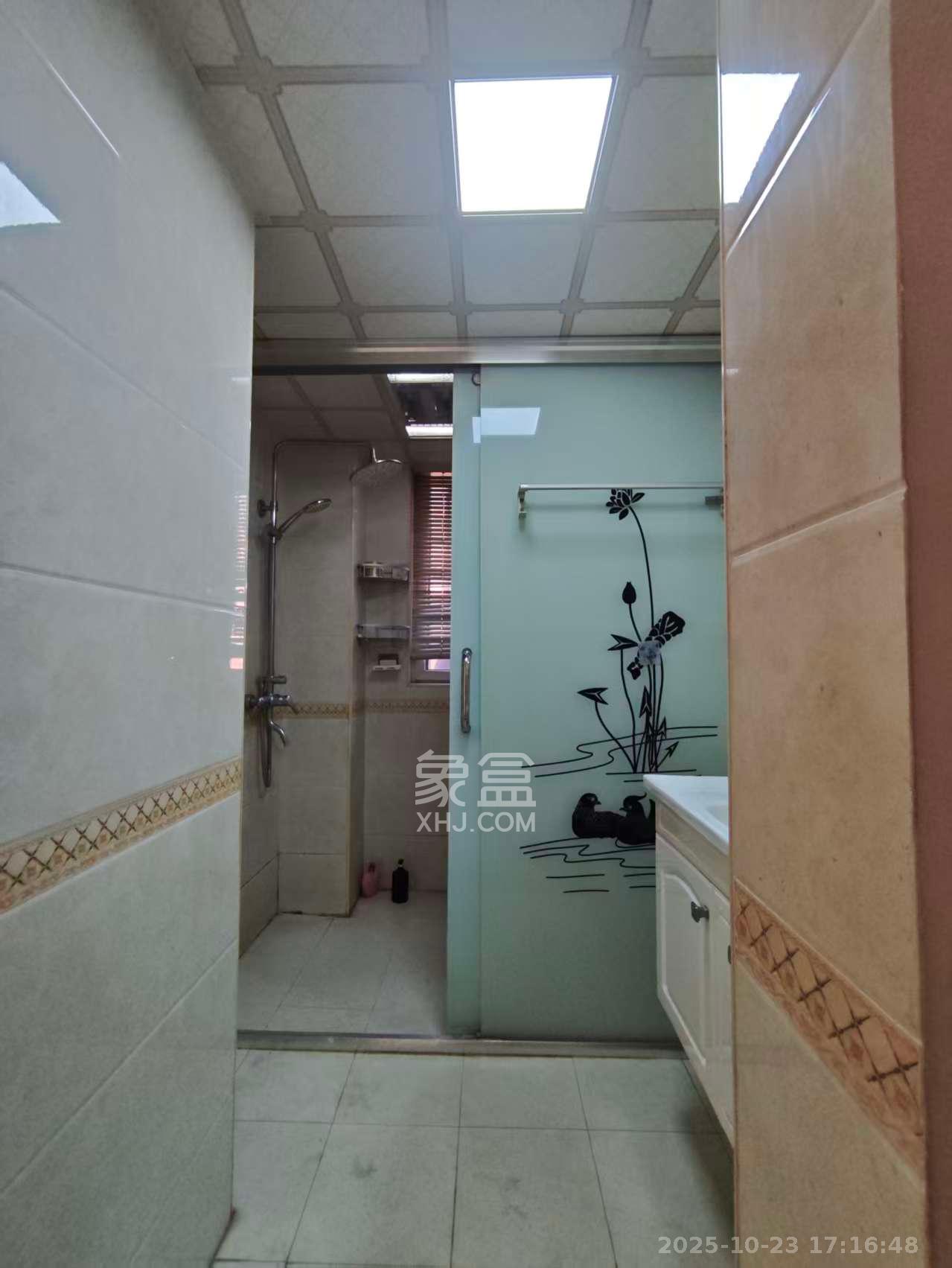 昌和商业中心/昌和国际  3室2厅2卫    1800.0元/月室内图