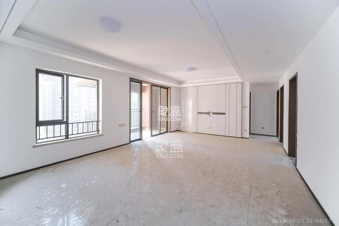 荣盛城 3室2厅2卫 84.8万 荣盛城 3室2厅2卫 84.8万其他