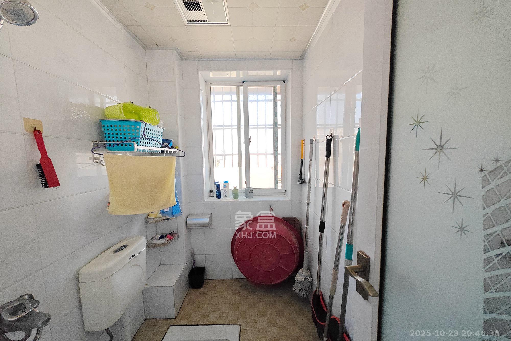 怡景民居  3室2厅2卫    65.0万其他