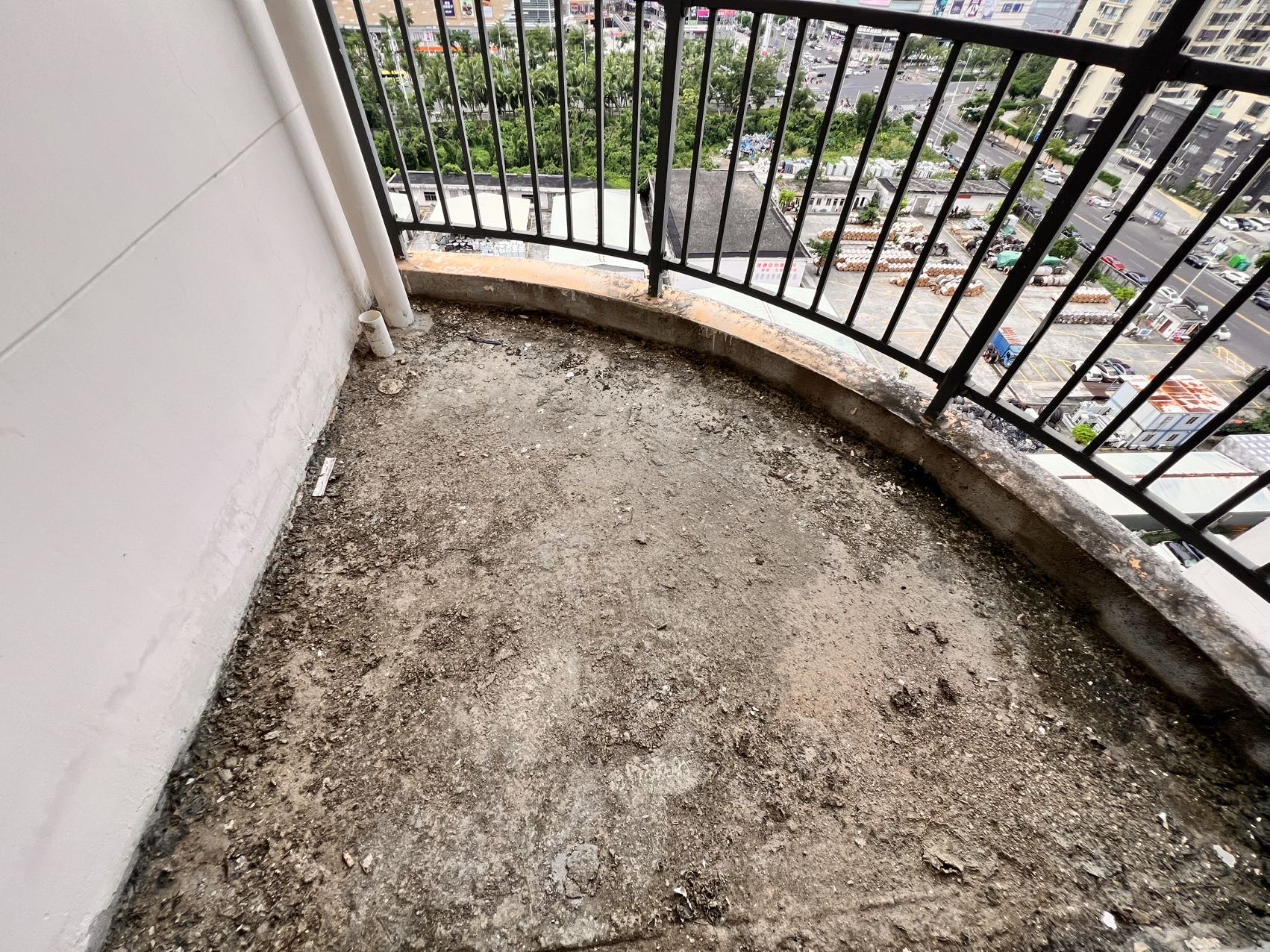 椰海雅苑  4室2厅2卫    160.0万 椰海雅苑  4室2厅2卫    160.0万客厅