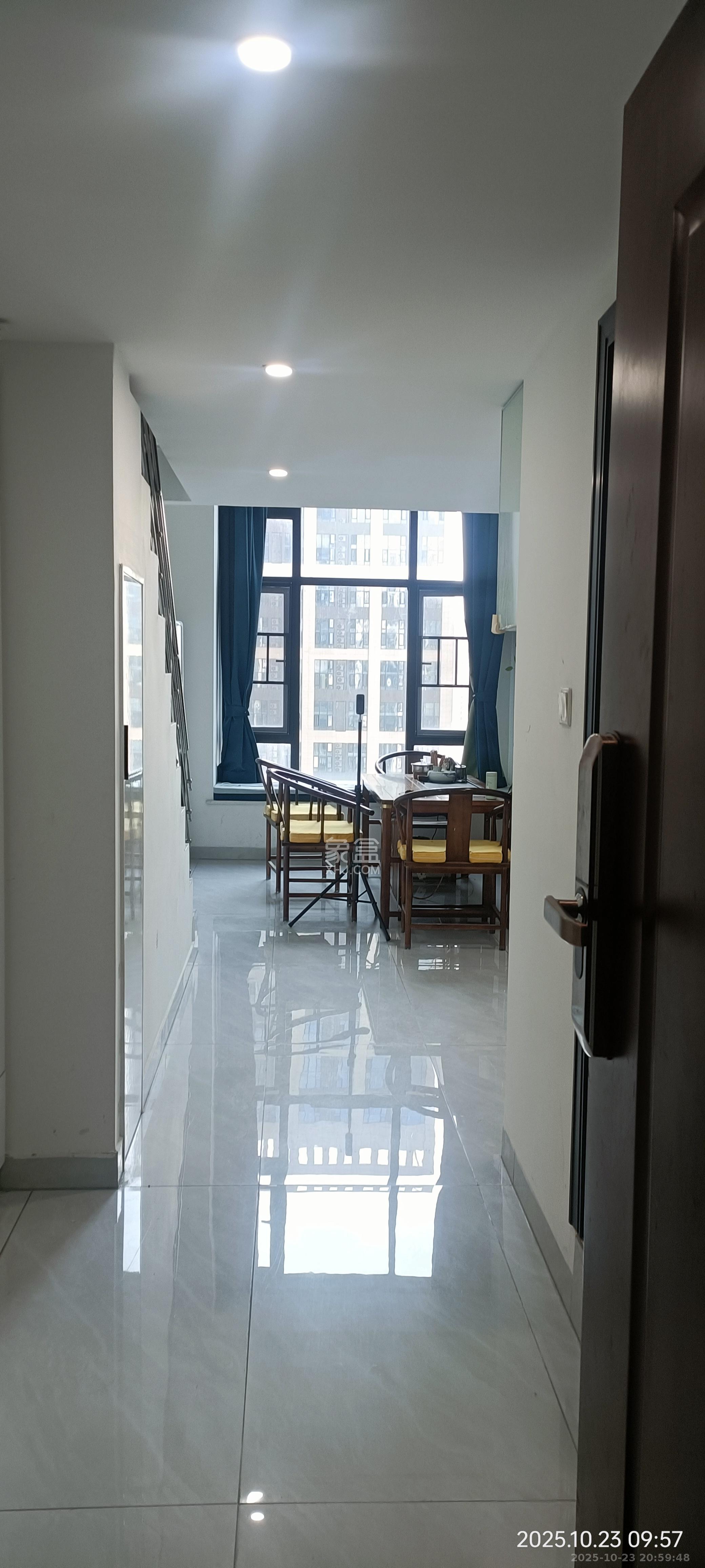 新城悦隽  1室1厅1卫    1650.0元/月 新城悦隽  1室1厅1卫    1650.0元/月