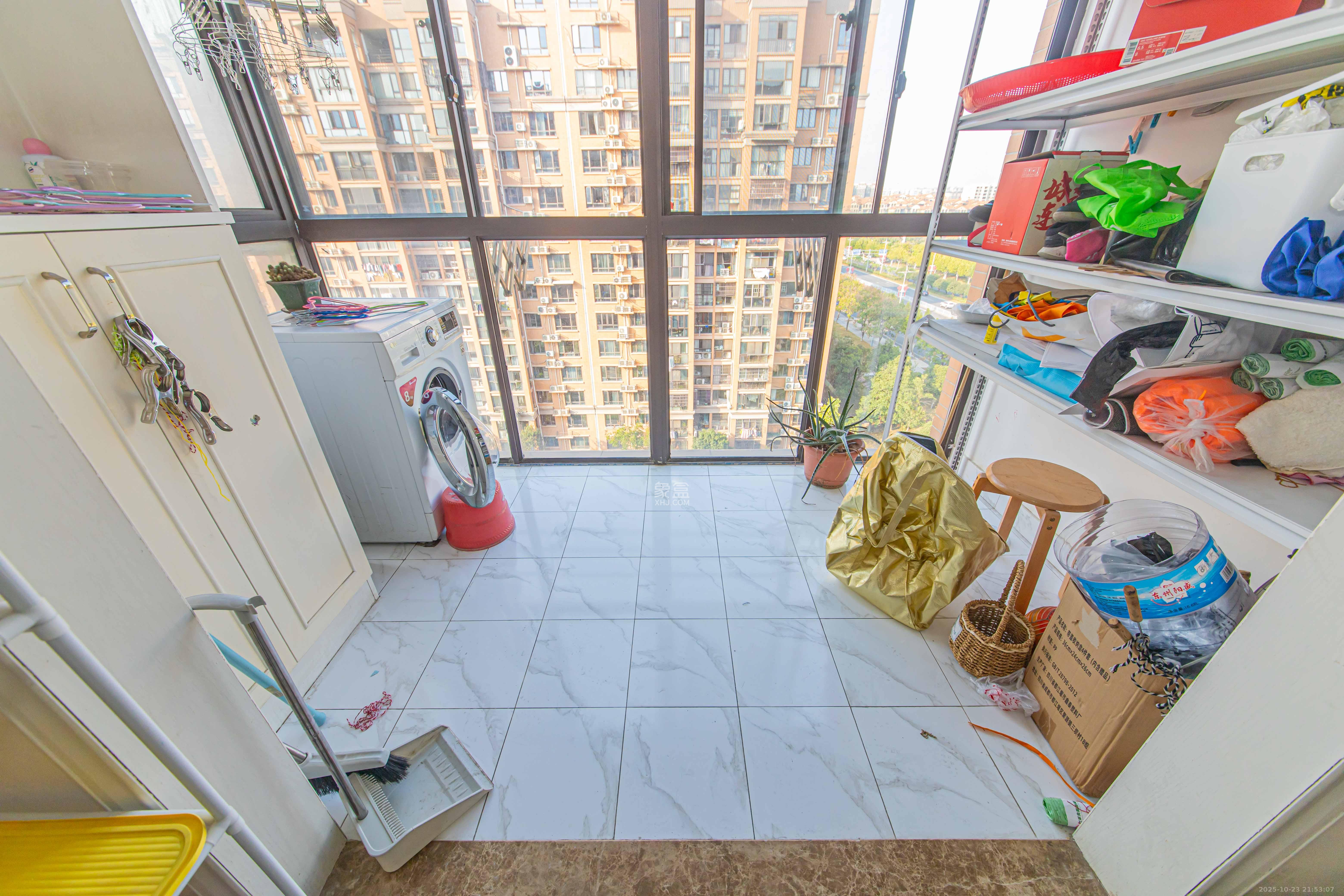 鑫远和城(一、二期)  4室2厅2卫    145.0万 鑫远和城(一、二期)  4室2厅2卫    145.0万阳台