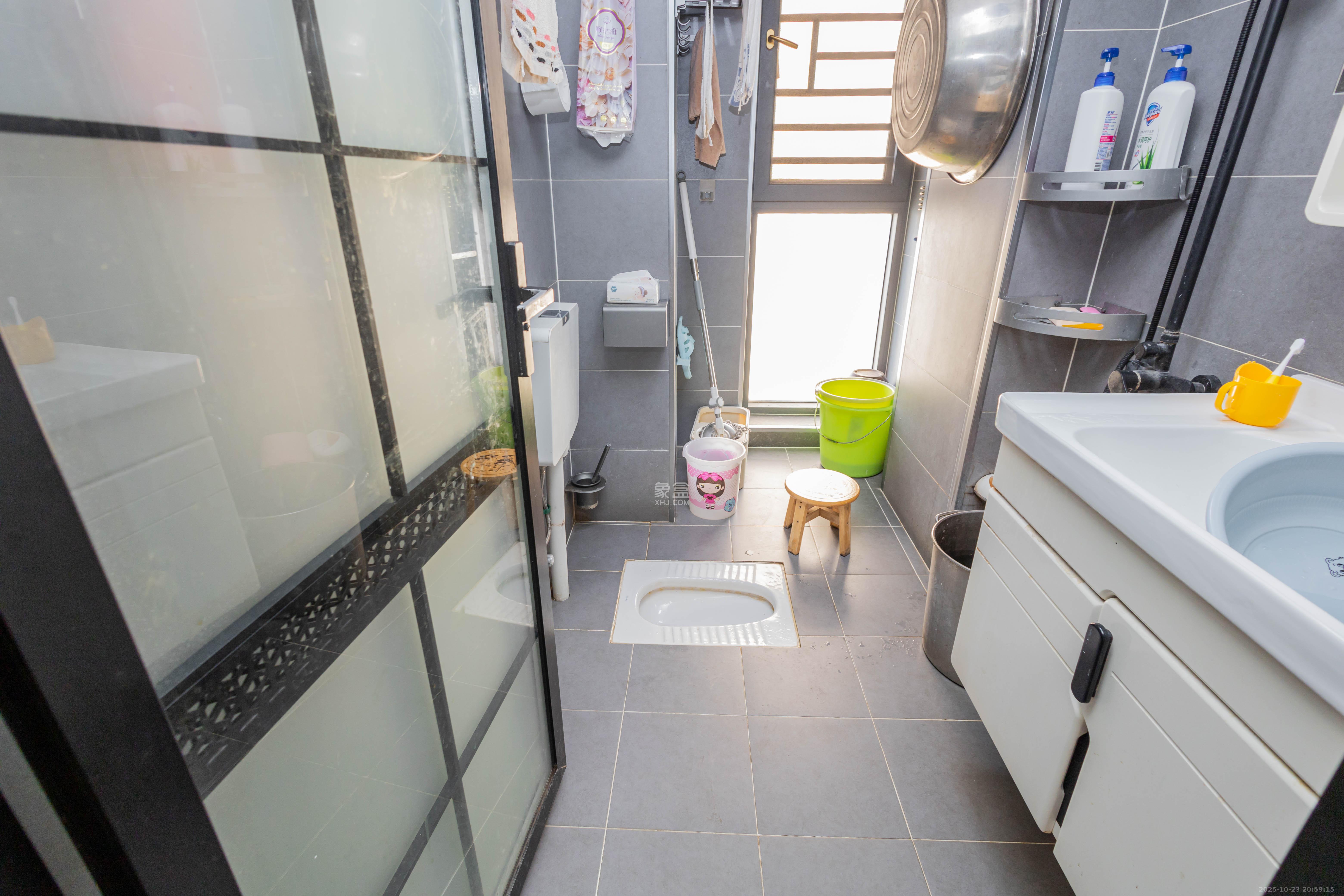 东方美地 3室2厅2卫 78.8万 东方美地 3室2厅2卫 78.8万卫生间