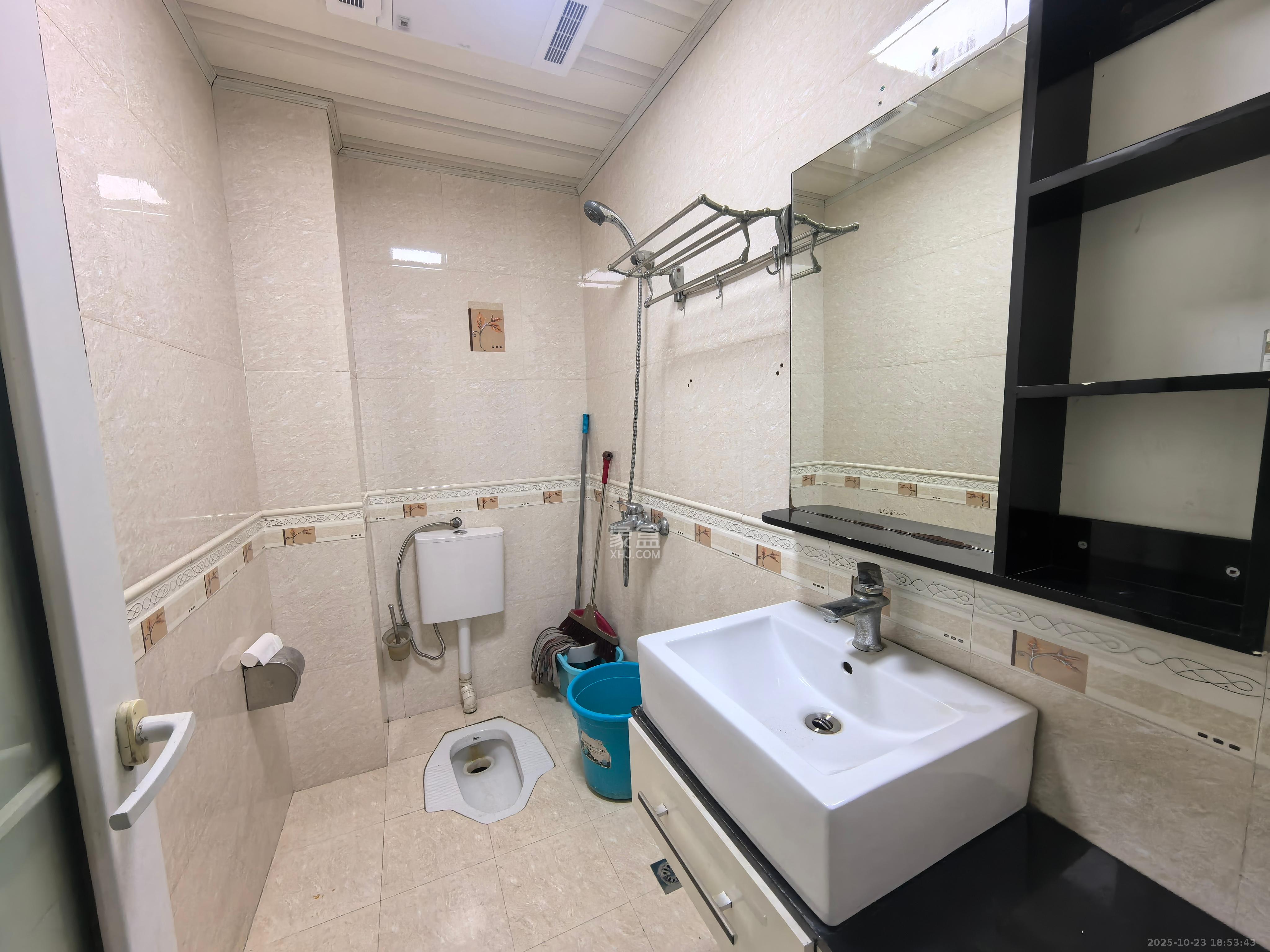 幸福里（幸福里一期）  4室2厅3卫    3500.0元/月室内图