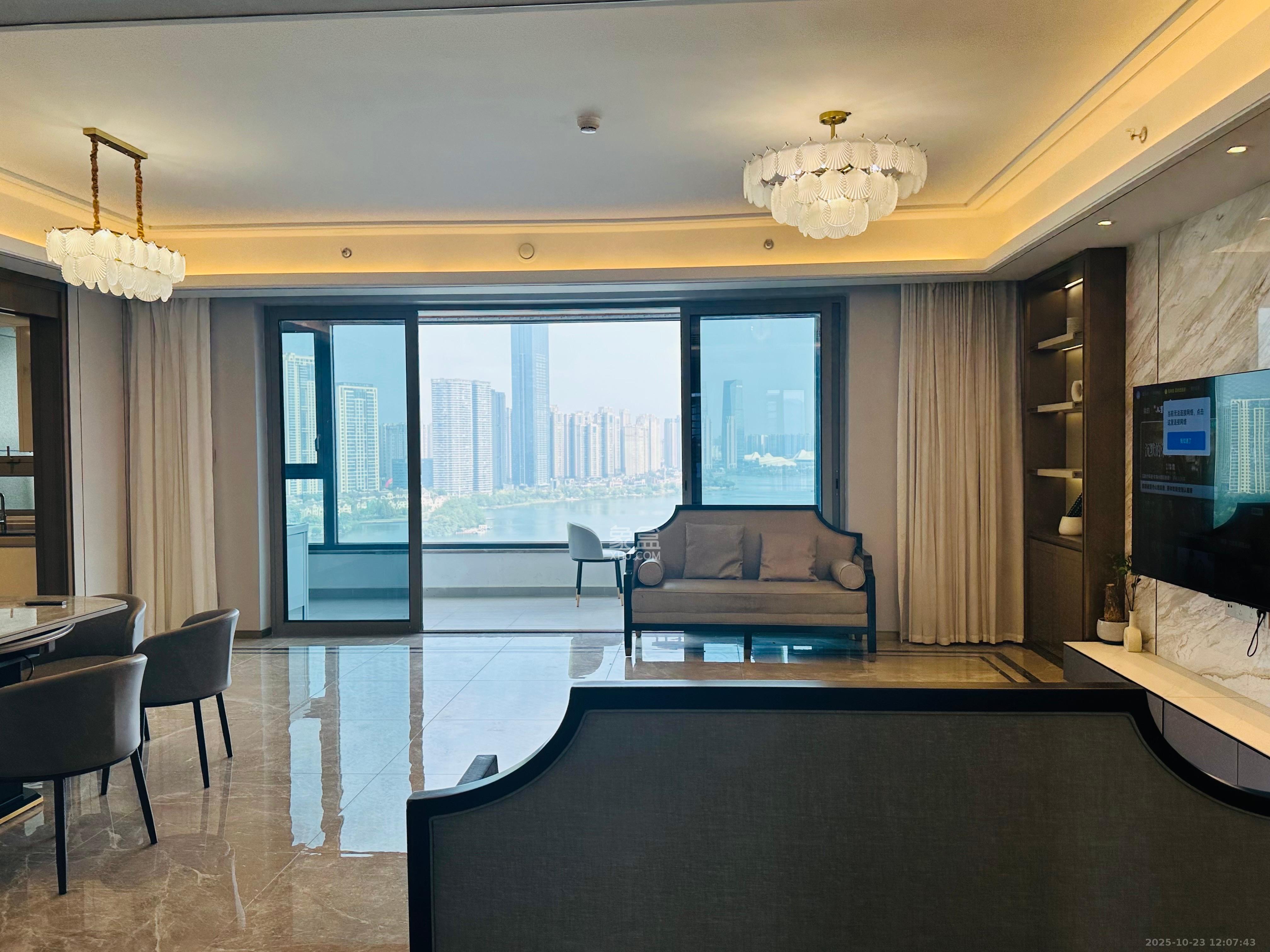 梅溪湖金茂湾  4室2厅3卫    10000.0元/月室内图