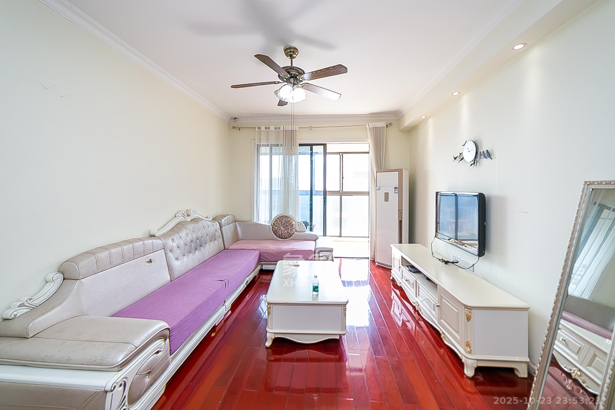 通用时代国际社区  3室2厅2卫    108.0万 通用时代国际社区  3室2厅2卫    108.0万