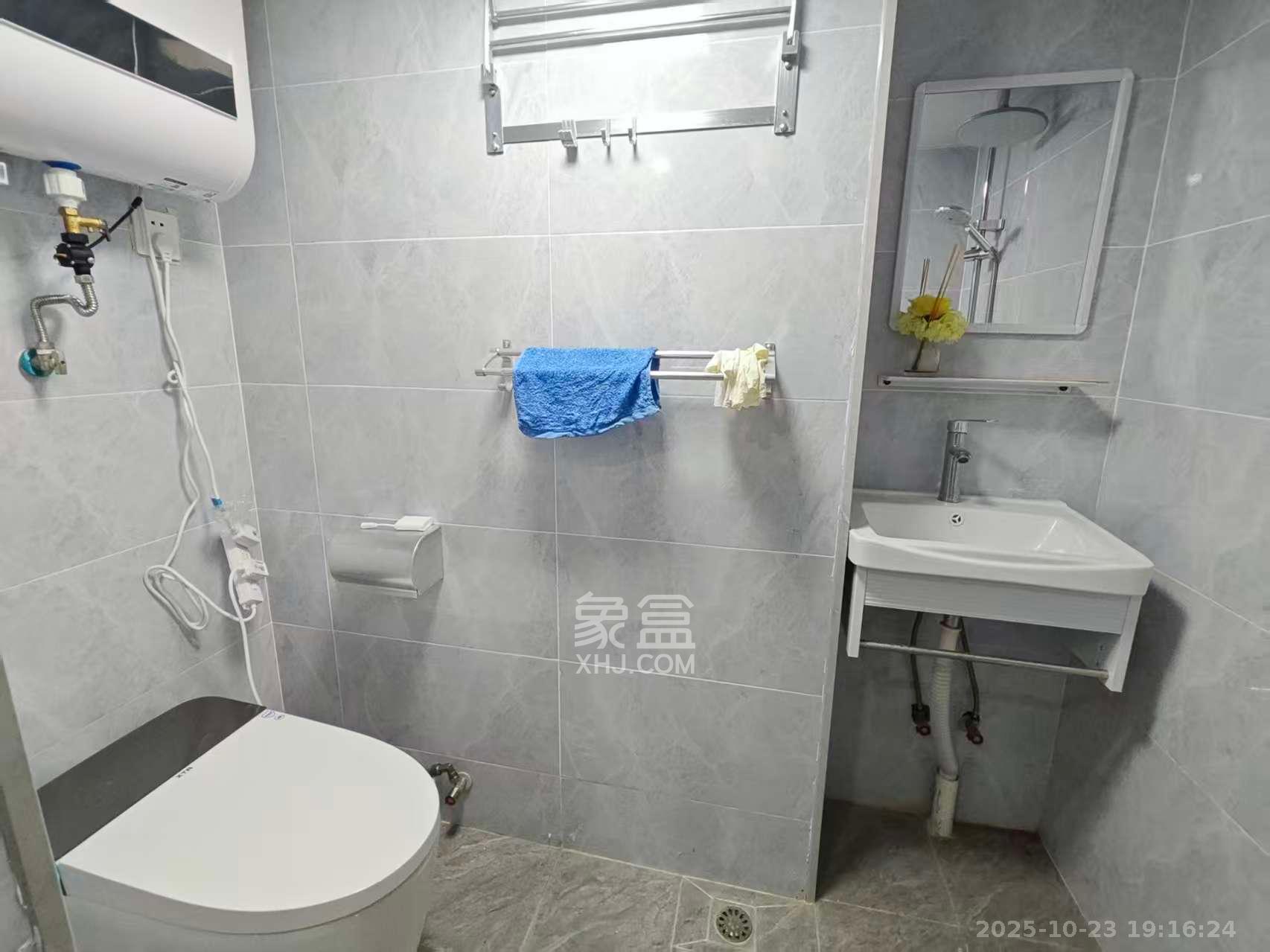 福晟翡翠湾  1室0厅0卫    2100.0元/月室内图