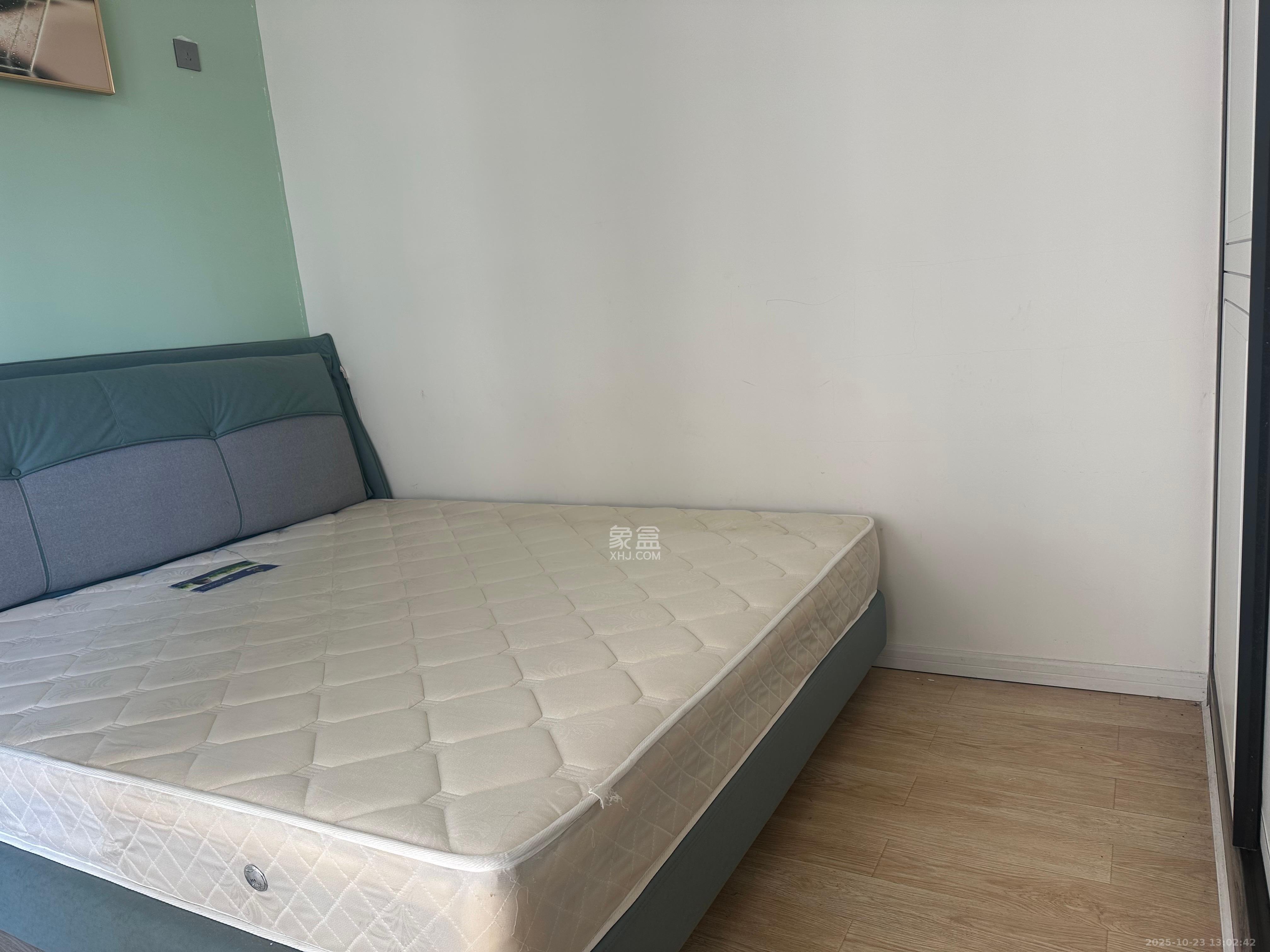 广泰家园  2室1厅1卫    1600.0元/月室内图