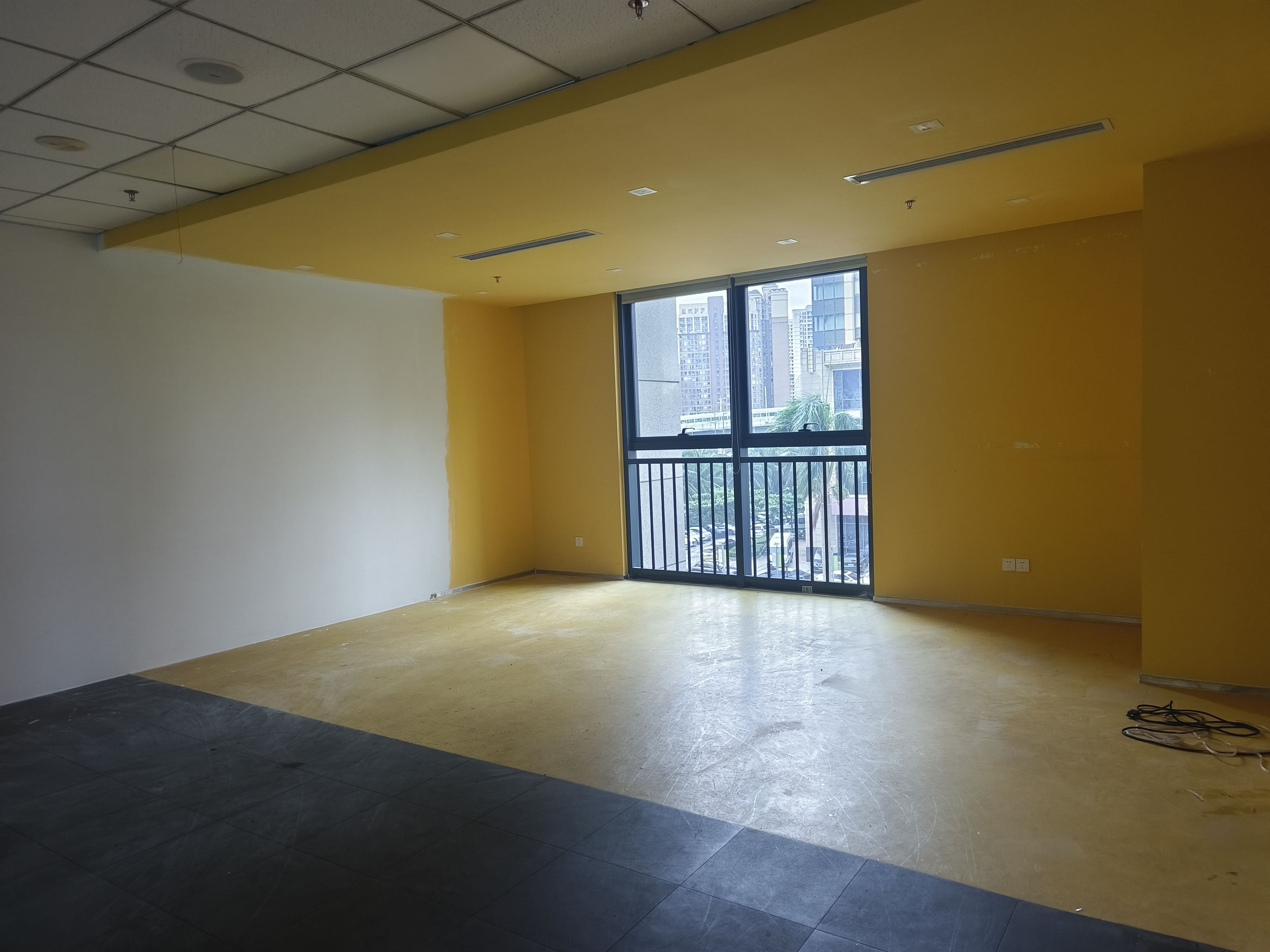 互联网金融大厦   176.8㎡      14144.0元/月