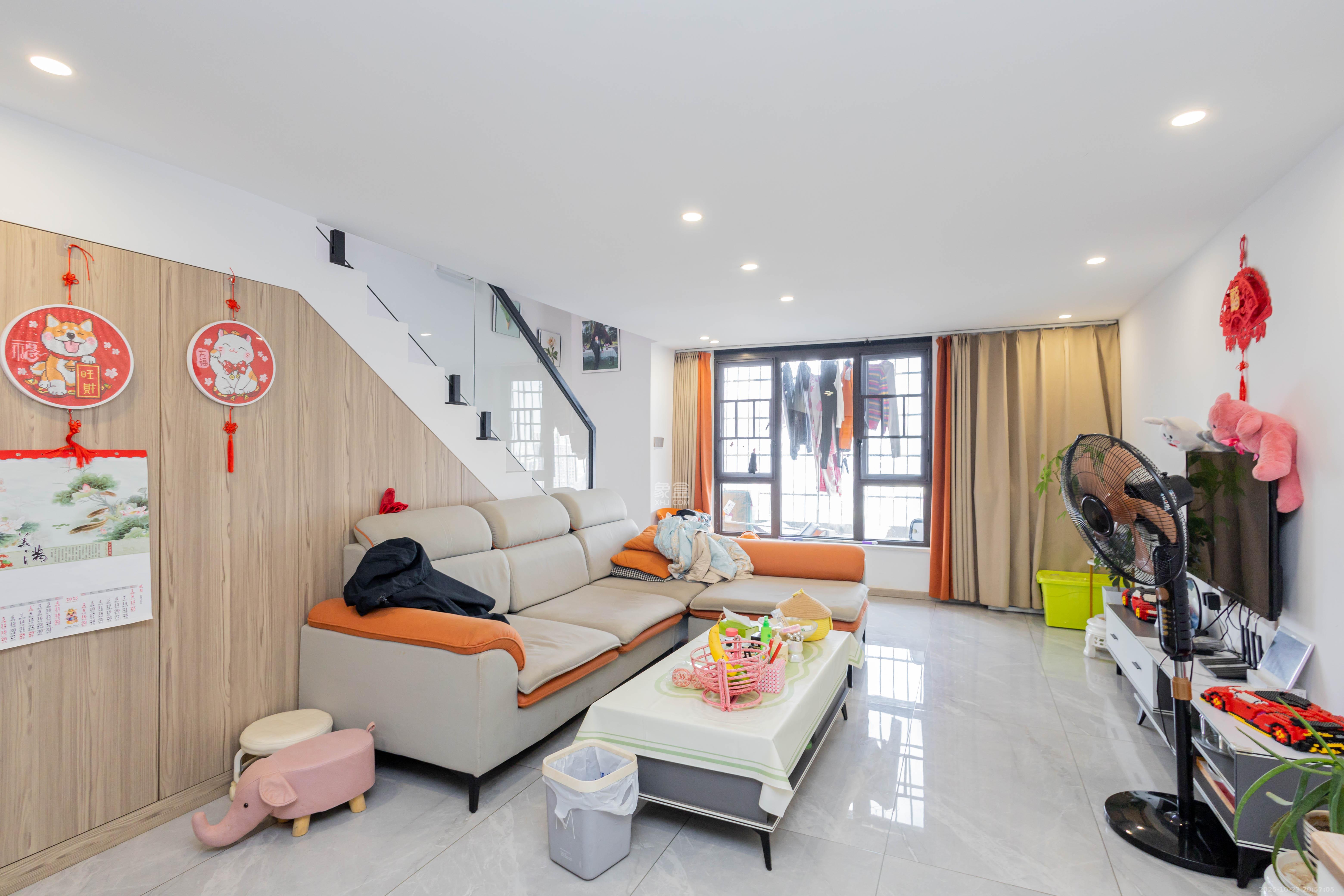 雅居乐新地  3室1厅1卫    36.0万 雅居乐新地  3室1厅1卫    36.0万