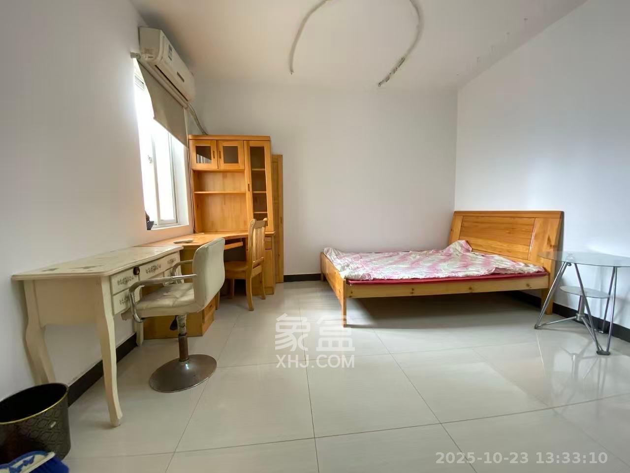 四方小区综合楼(四方嘉丽) 1室1厅1卫 1000.0元/月 四方小区综合楼(四方嘉丽) 1室1厅1卫 1000.0元/月室内图