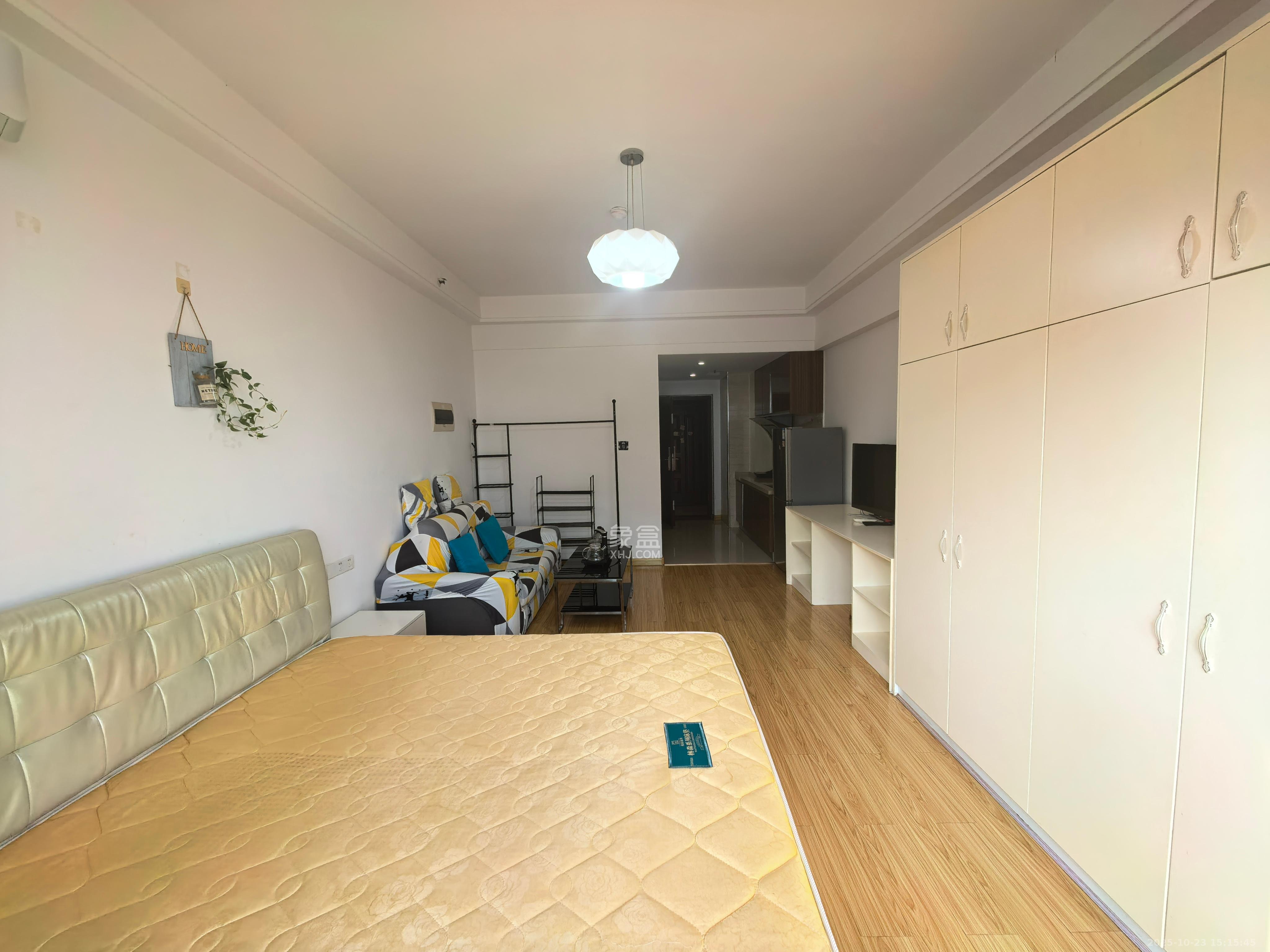 方略城市广场  1室1厅1卫    1400.0元/月 方略城市广场  1室1厅1卫    1400.0元/月室内图