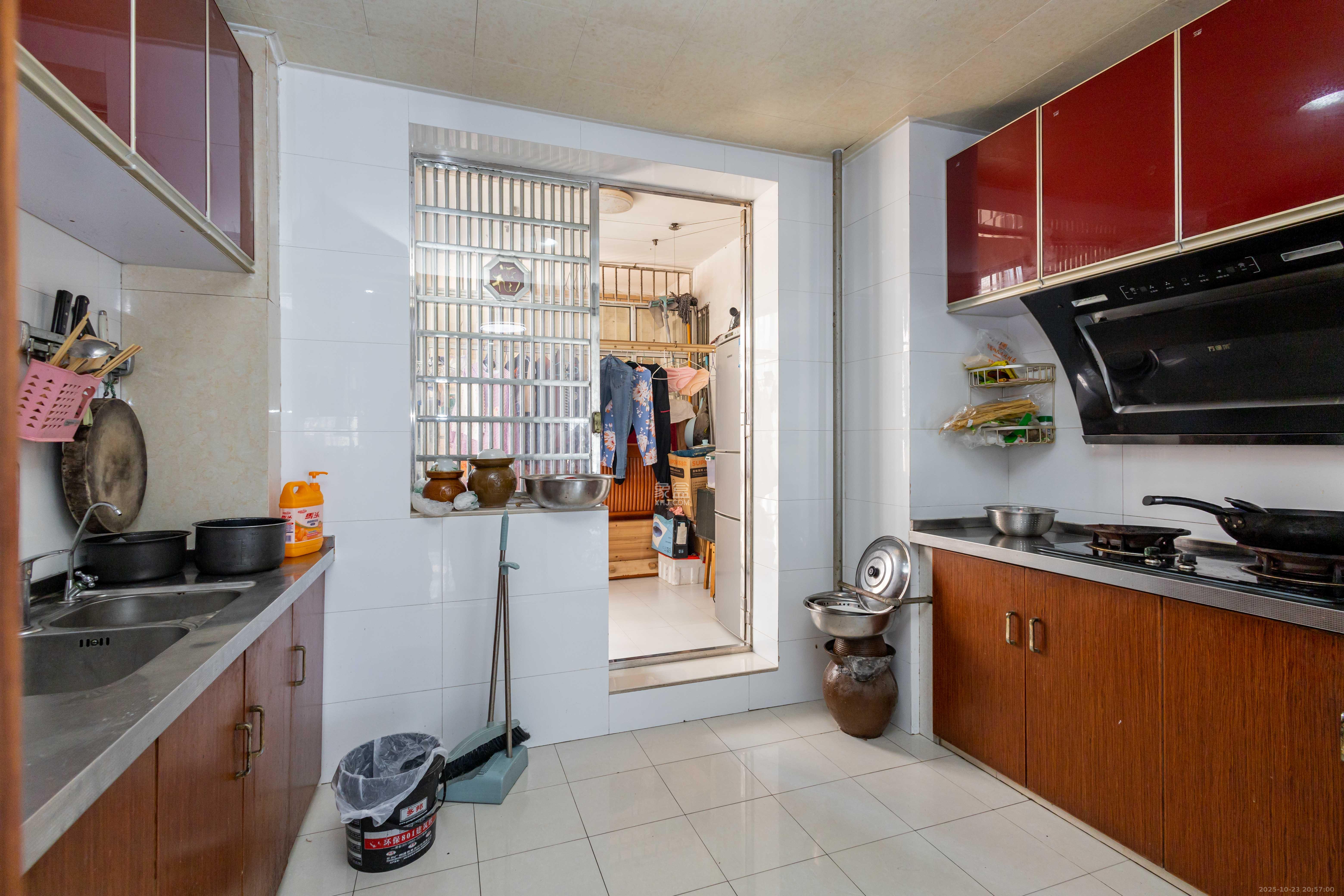 丁家高层公寓（领尚公寓）  3室2厅2卫    49.8万厨房