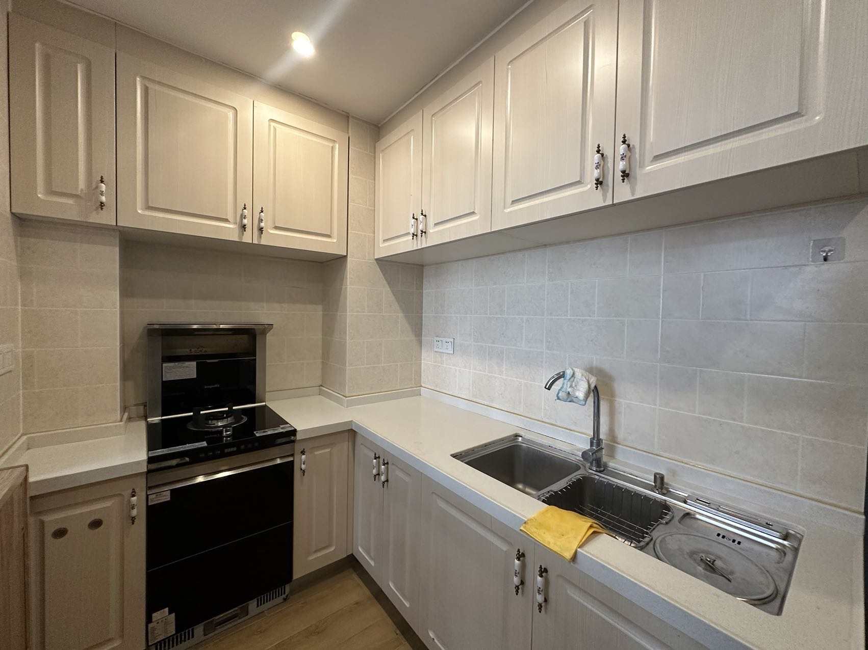 国贸城市花园 2室2厅1卫 4000.0元/月 国贸城市花园 2室2厅1卫 4000.0元/月室内图