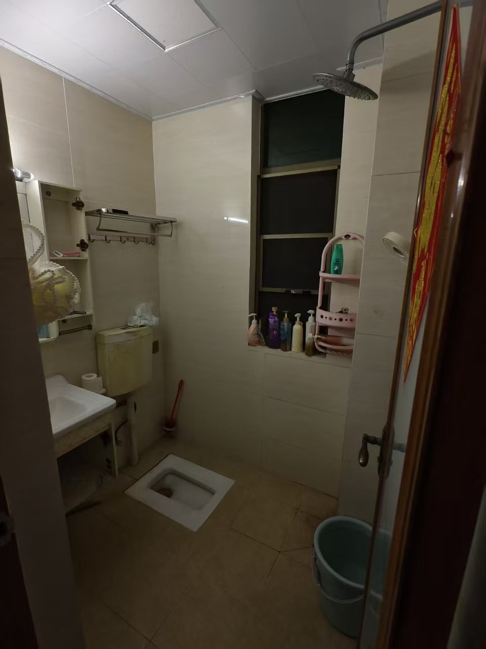 南海花园  2室2厅1卫    1800.0元/月 南海花园  2室2厅1卫    1800.0元/月室内图