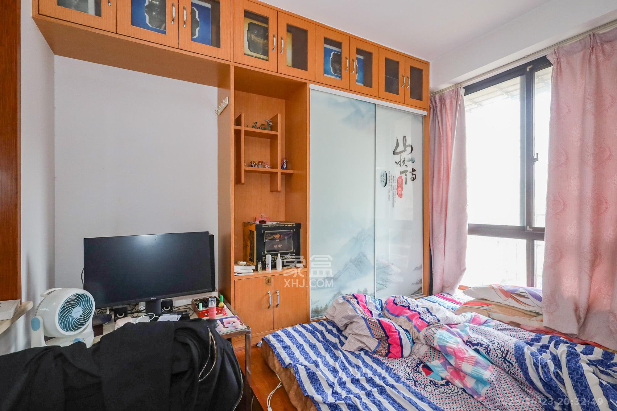 阳光丽城一期  3室2厅1卫    128.0万卧室