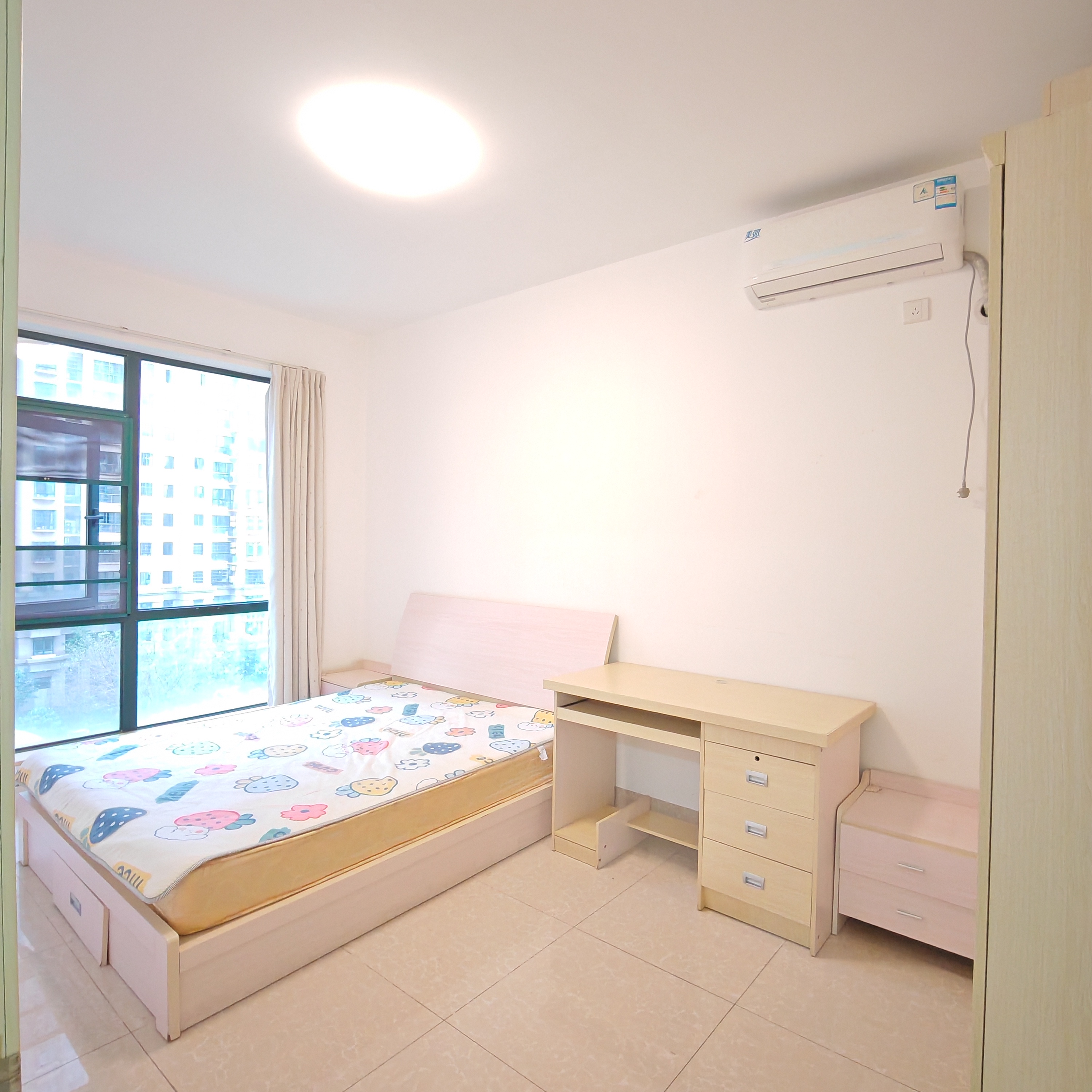 海阔天空-国瑞城二期(雅仕苑) 2室2厅1卫 3500.0元/月 海阔天空-国瑞城二期(雅仕苑) 2室2厅1卫 3500.0元/月室内图