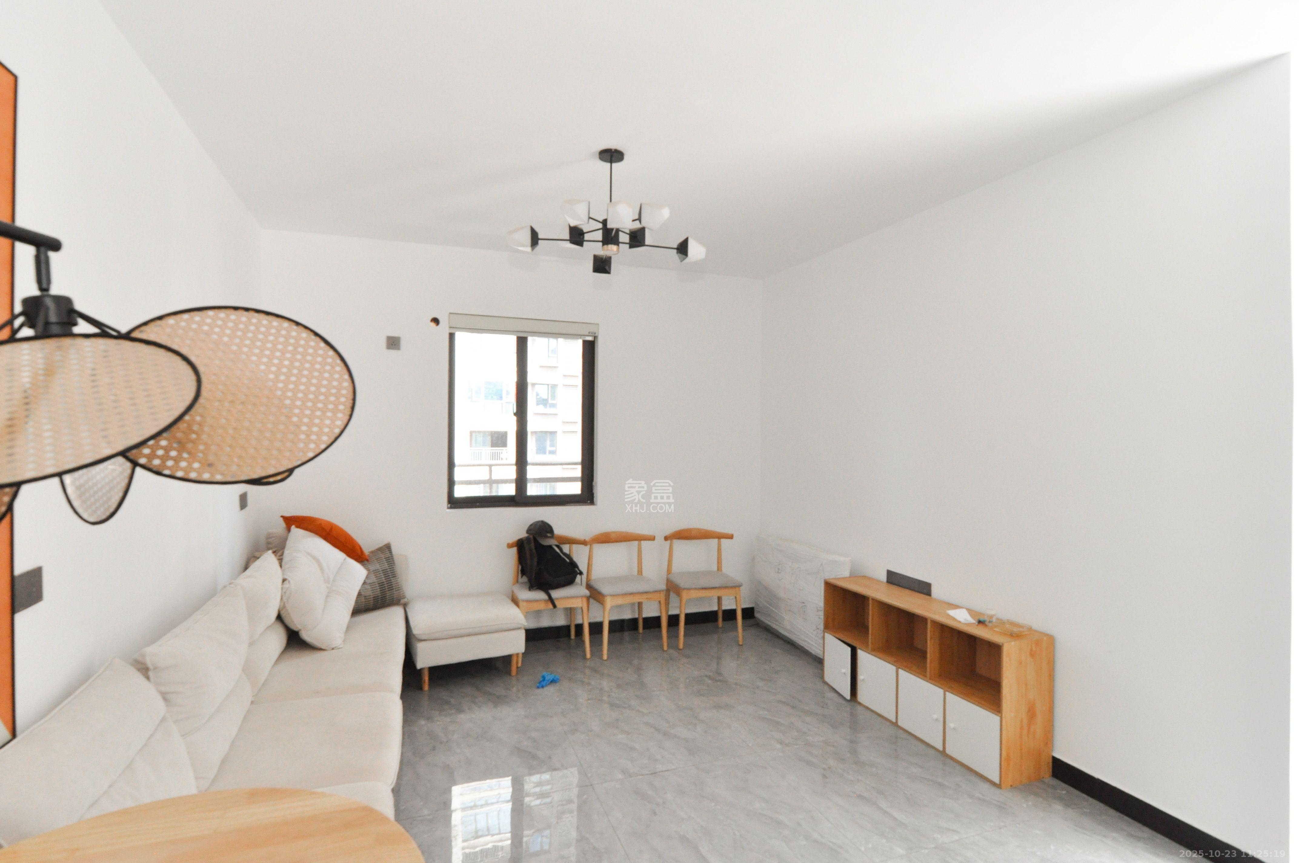 梅溪正荣府  2室1厅1卫    2200.0元/月室内图