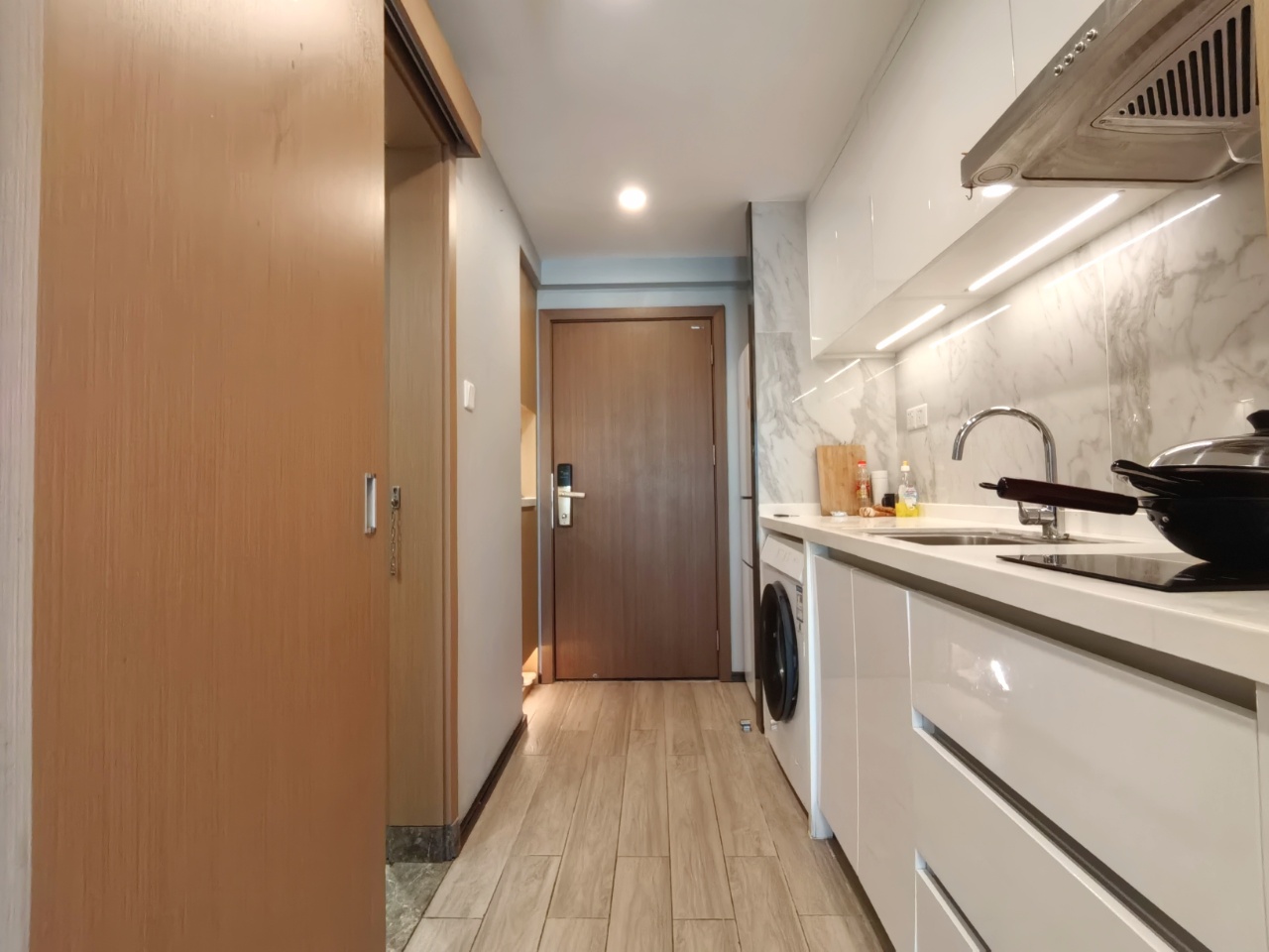 融创精彩天地 1室1厅1卫 2200.0元/月 融创精彩天地 1室1厅1卫 2200.0元/月室内图