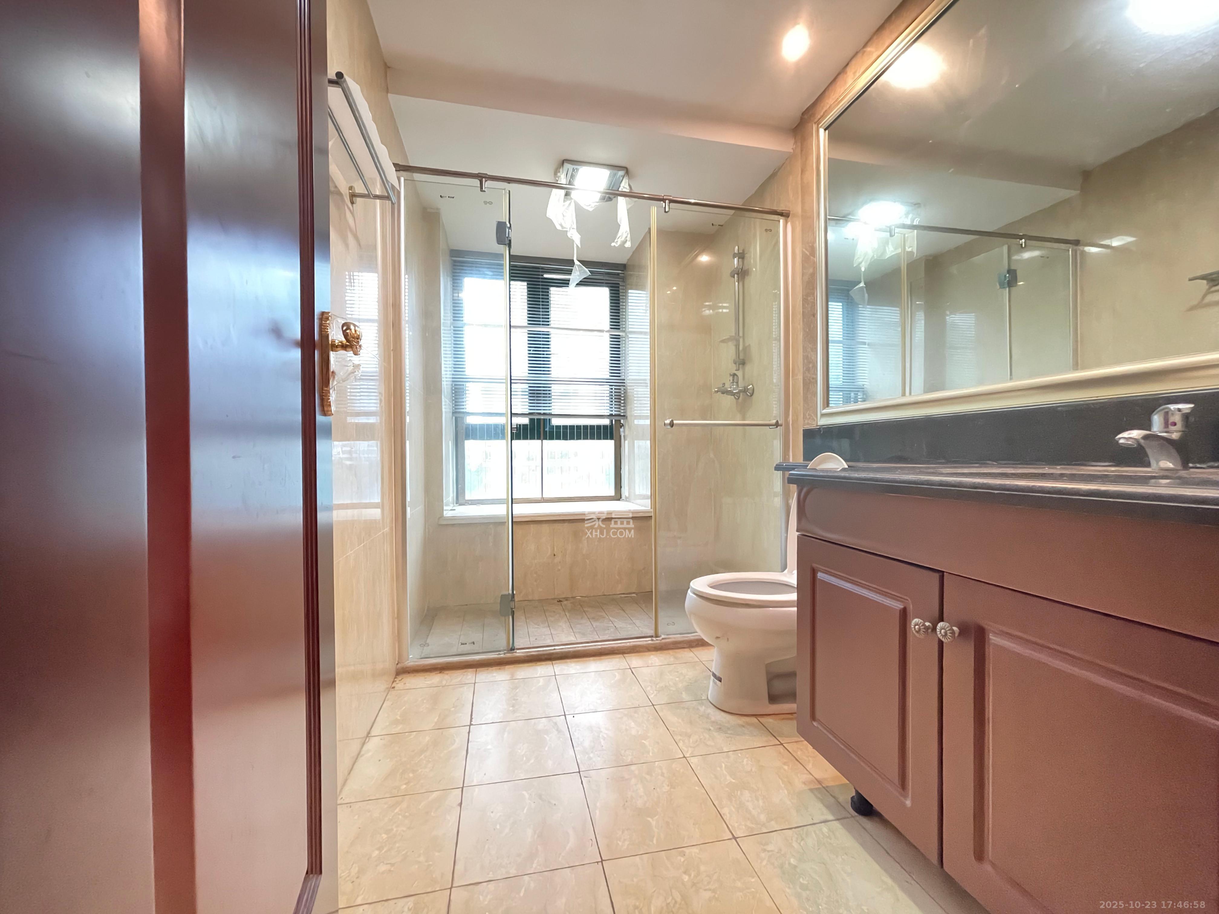 恒大名都 5室2厅4卫 4000.0元/月 恒大名都 5室2厅4卫 4000.0元/月室内图