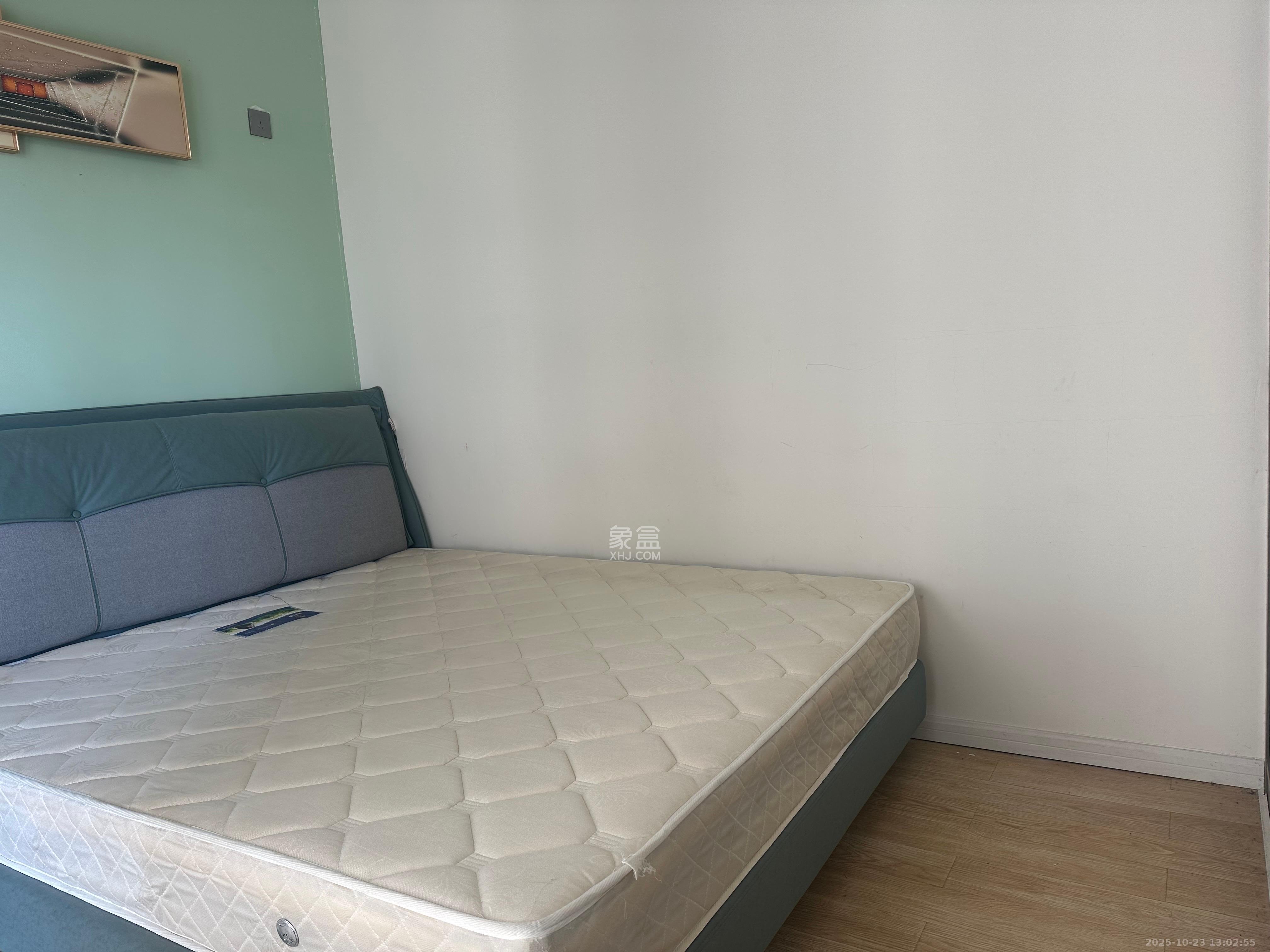 广泰家园  2室1厅1卫    1600.0元/月室内图