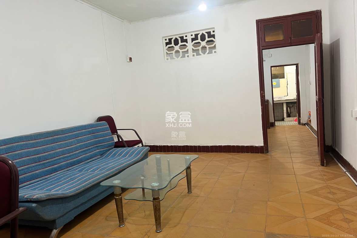 乔庄社区 2室1厅1卫 1200.0元/月 乔庄社区 2室1厅1卫 1200.0元/月室内图