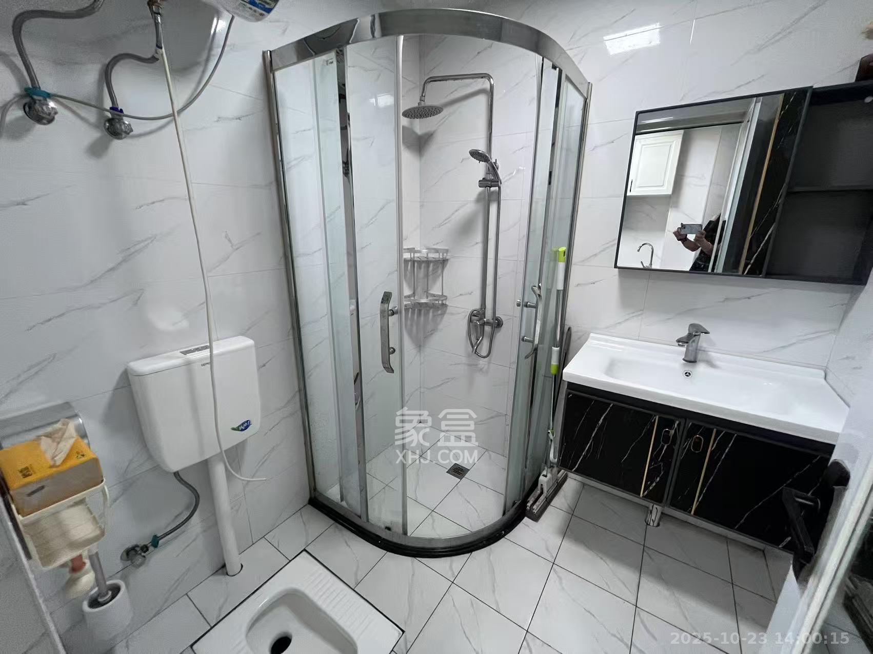 中建悦和城  1室1厅1卫    1500.0元/月室内图