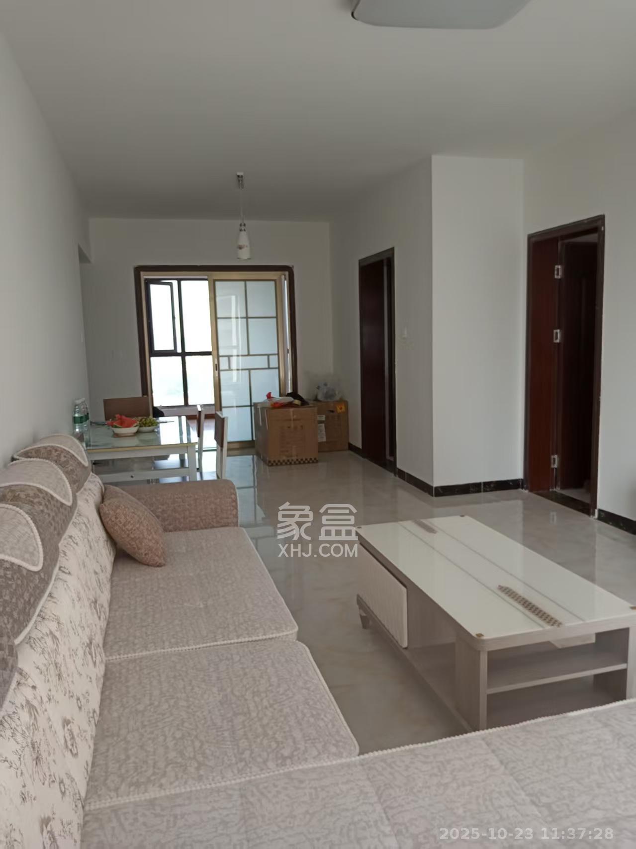 绿地新都会  3室2厅1卫    1900.0元/月 绿地新都会  3室2厅1卫    1900.0元/月