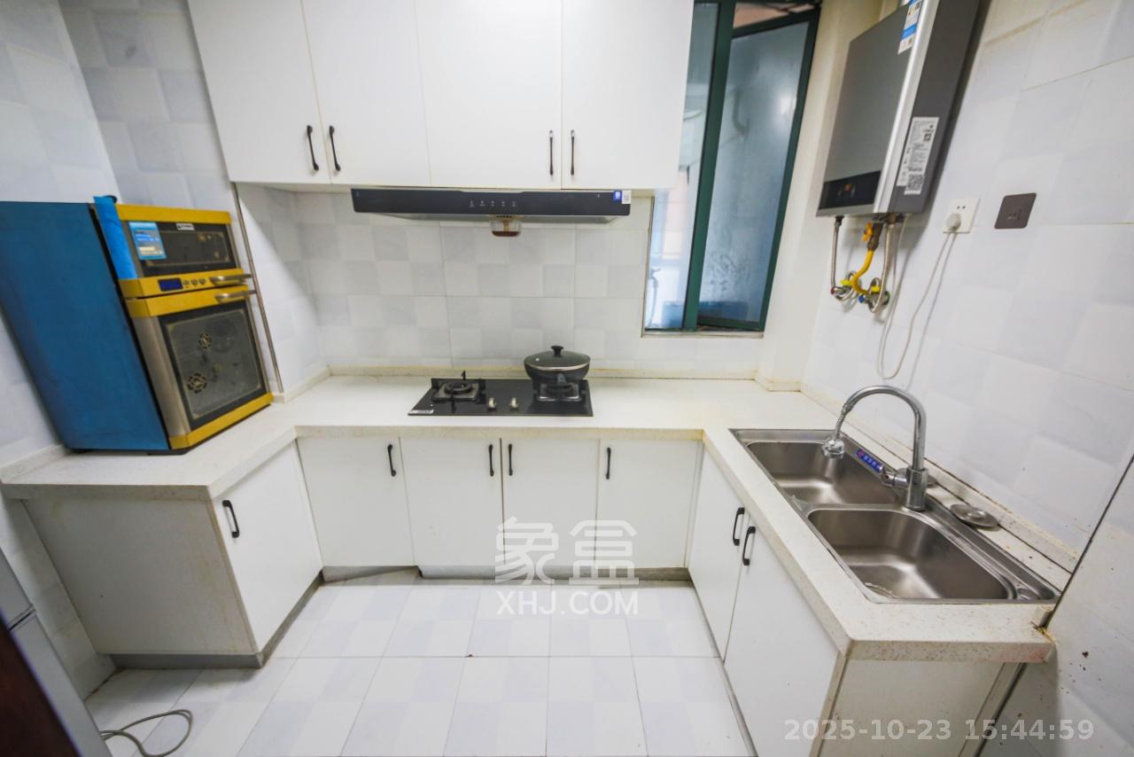 才子嘉都  3室2厅2卫    2100.0元/月室内图