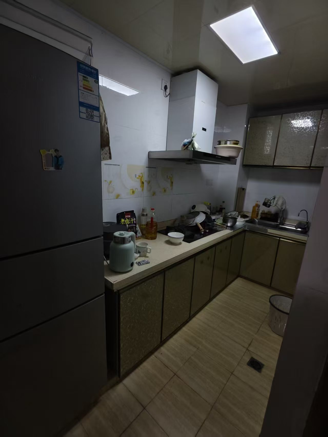 南海花园  2室2厅1卫    1800.0元/月 南海花园  2室2厅1卫    1800.0元/月室内图