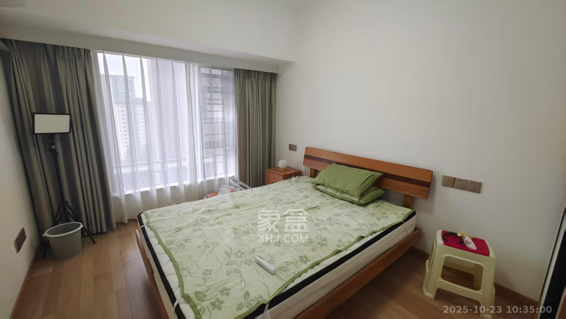 创世纪广场  4室2厅2卫    3000.0元/月室内图