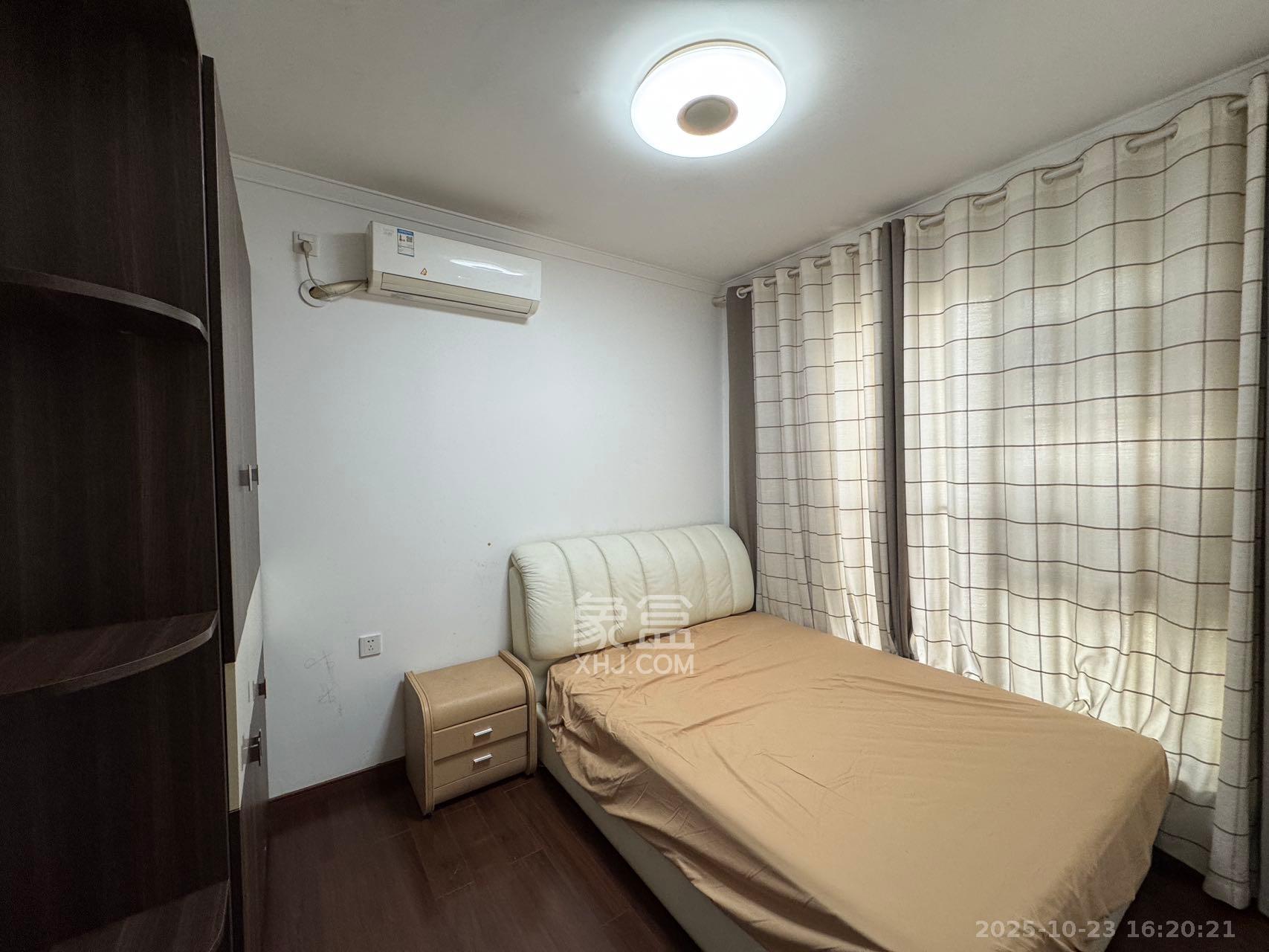 万科里金域滨江 3室2厅1卫 3500.0元/月 万科里金域滨江 3室2厅1卫 3500.0元/月室内图