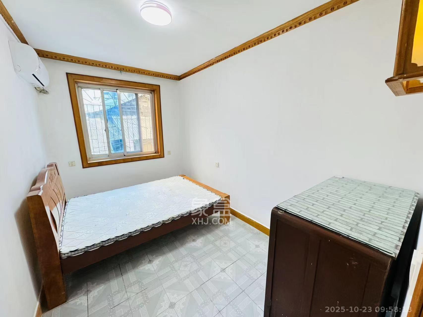 小学教师宿舍(四端里1号院) 2室1厅1卫 1700.0元/月 小学教师宿舍(四端里1号院) 2室1厅1卫 1700.0元/月室内图