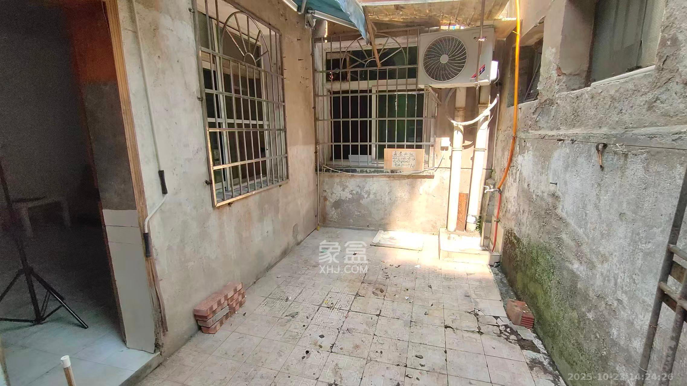 东瓜山一村 2室1厅1卫 1000.0元/月 东瓜山一村 2室1厅1卫 1000.0元/月室内图