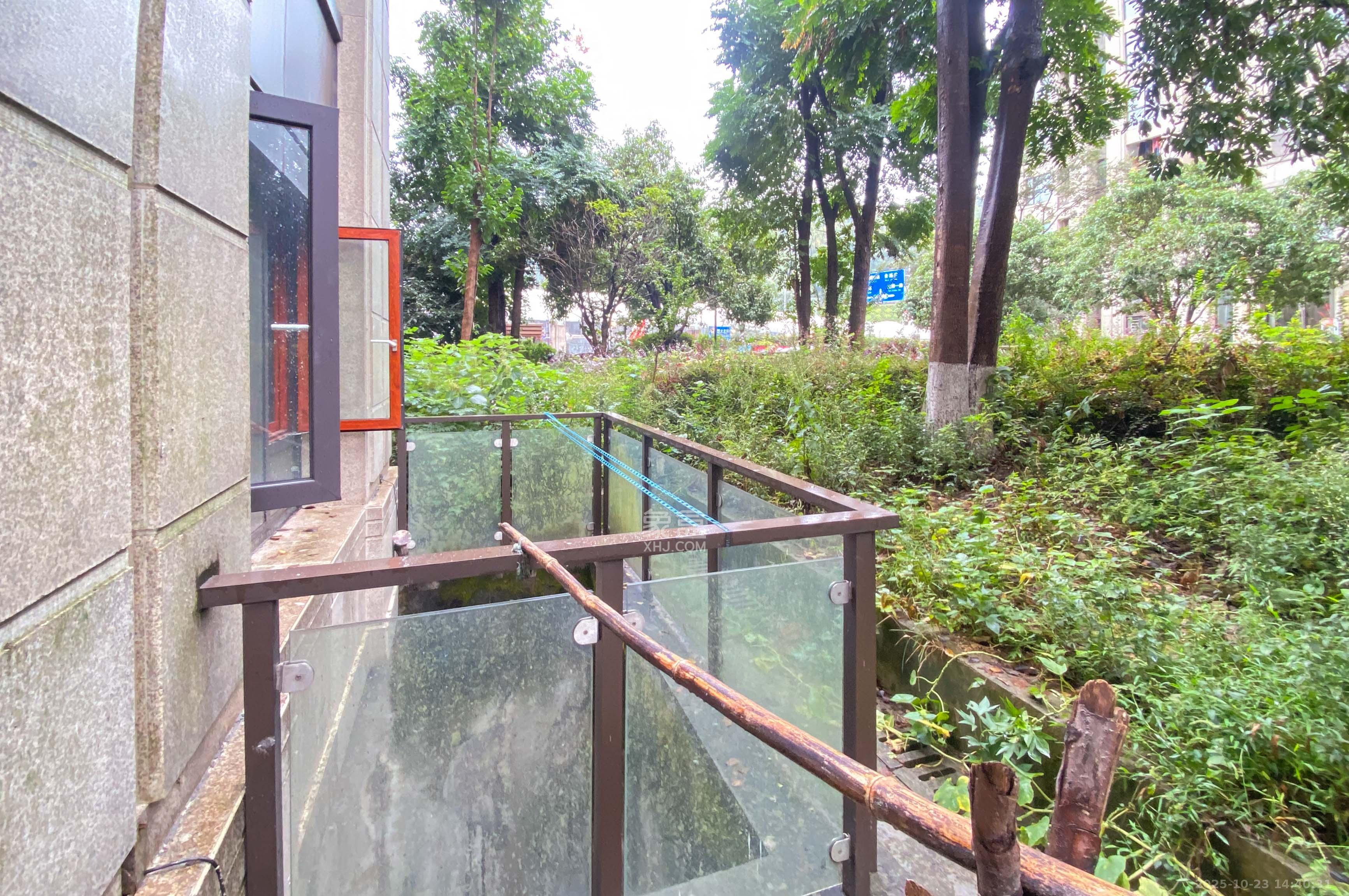 金茂梅溪湖 3室2厅2卫 134.5万 金茂梅溪湖 3室2厅2卫 134.5万其他