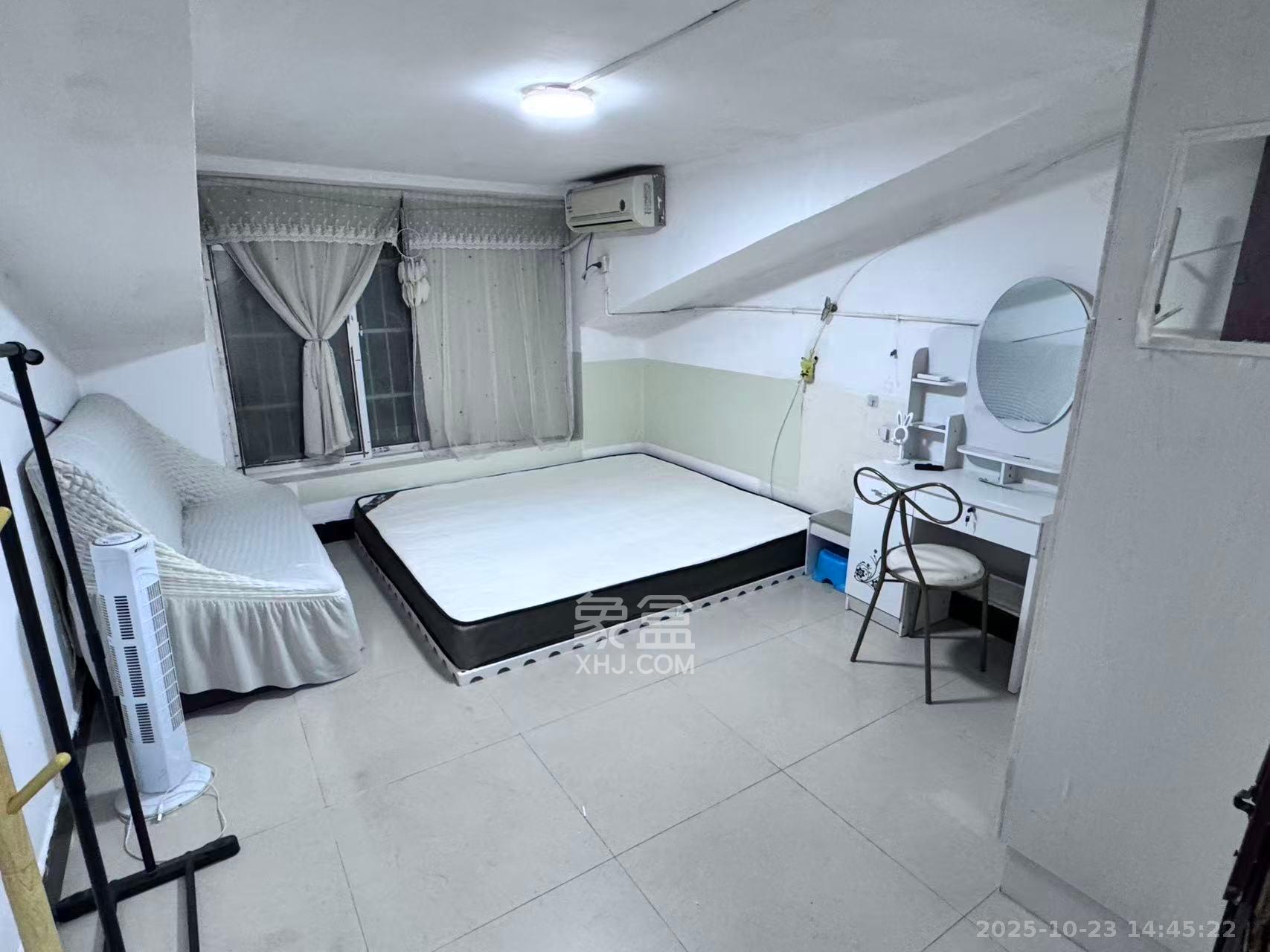 金信阳光在线  2室2厅1卫    800.0元/月室内图1