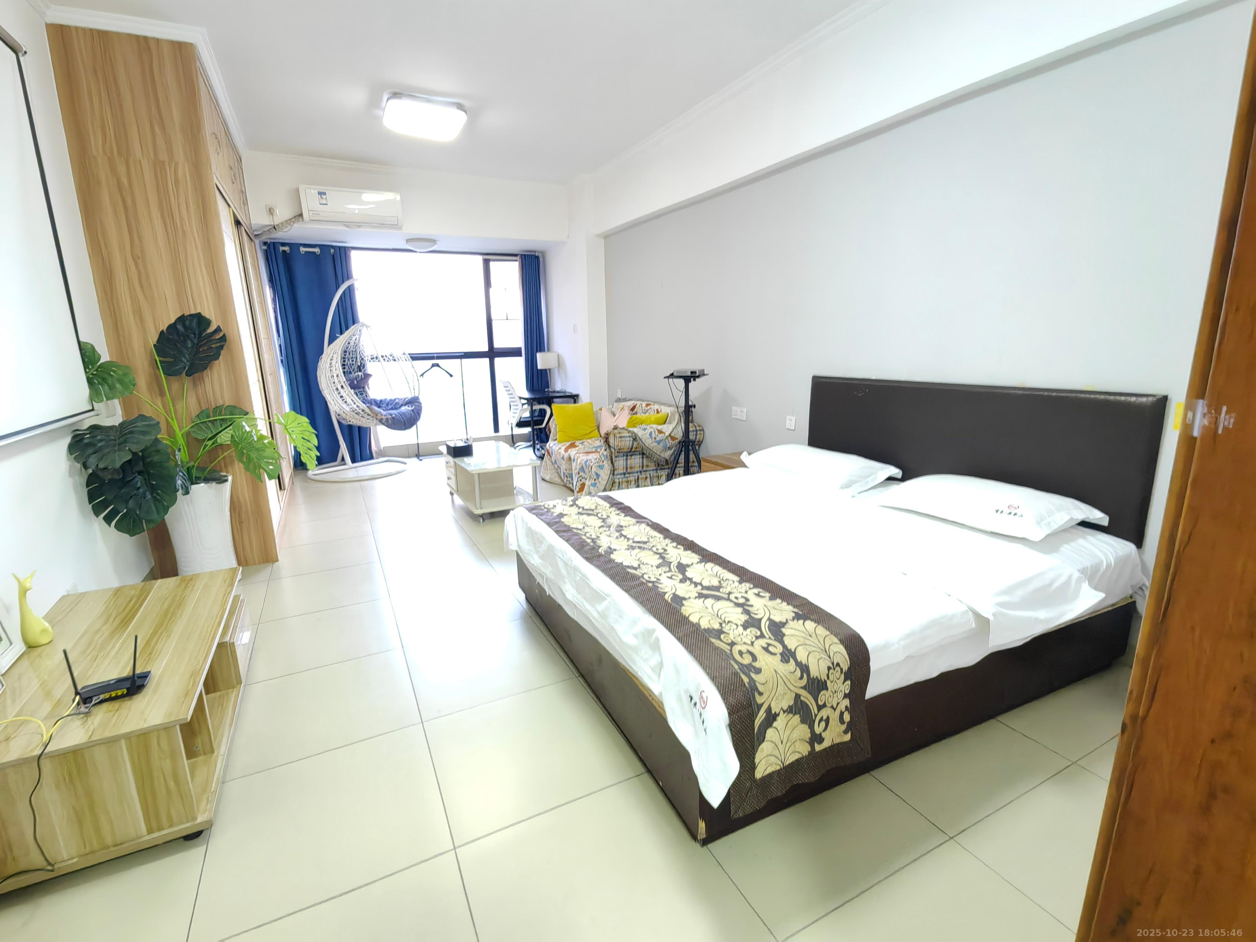 京武浪琴山一、二期  1室1厅2卫    1800.0元/月