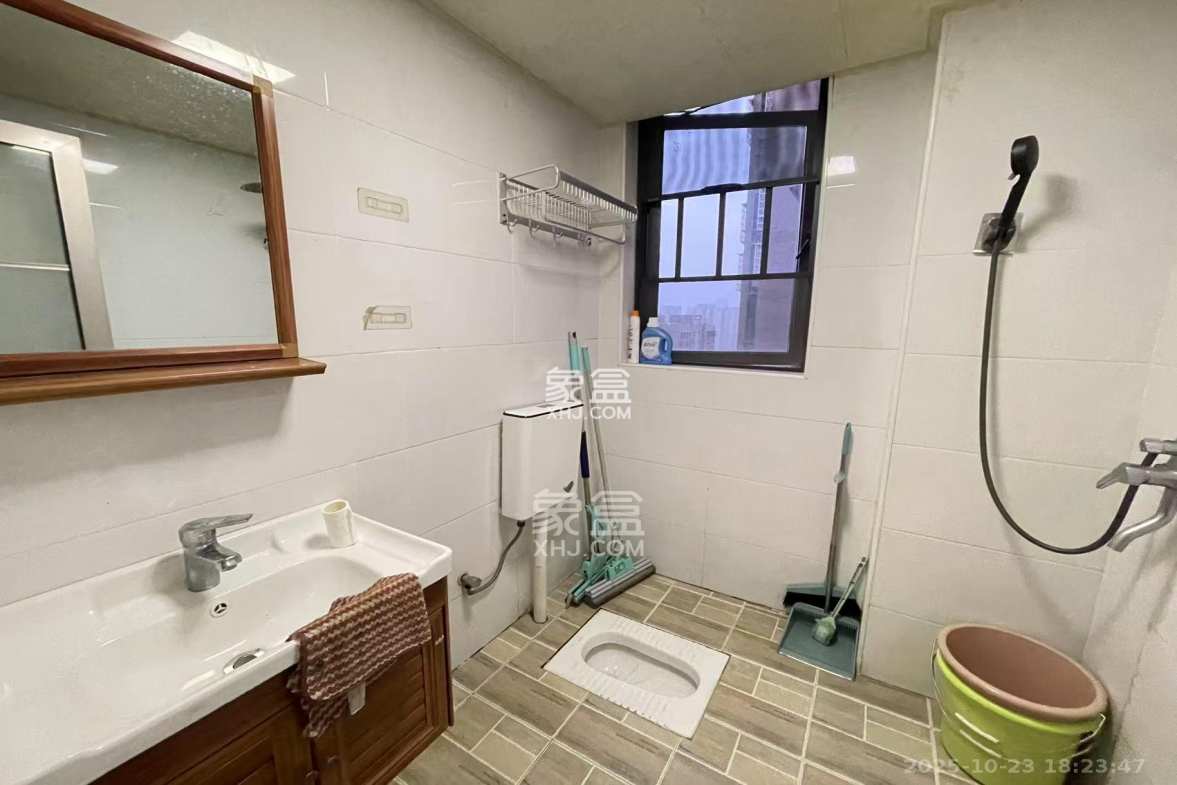 东宜兰园 2室1厅1卫 1800.0元/月 东宜兰园 2室1厅1卫 1800.0元/月室内图