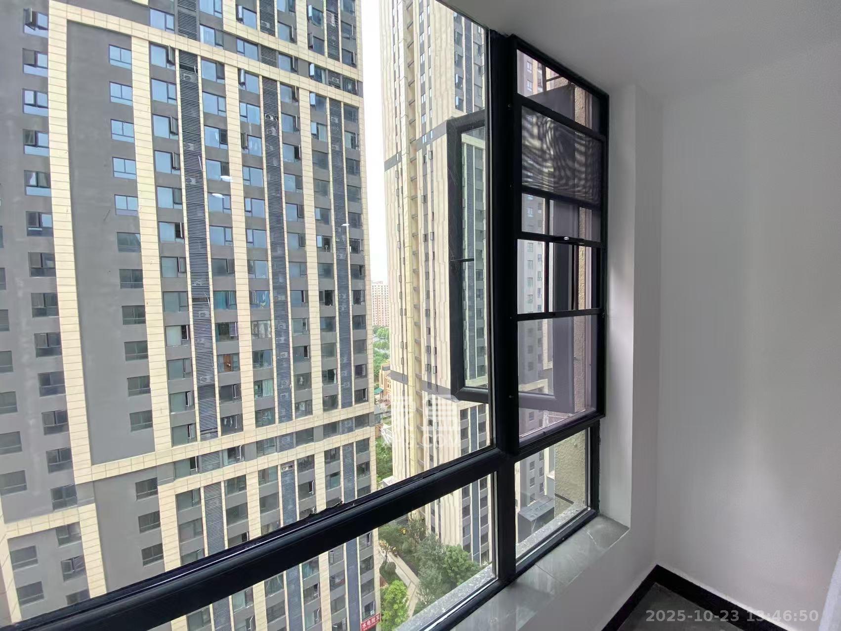 碧桂园城市之光  2室1厅1卫    2400.0元/月室内图