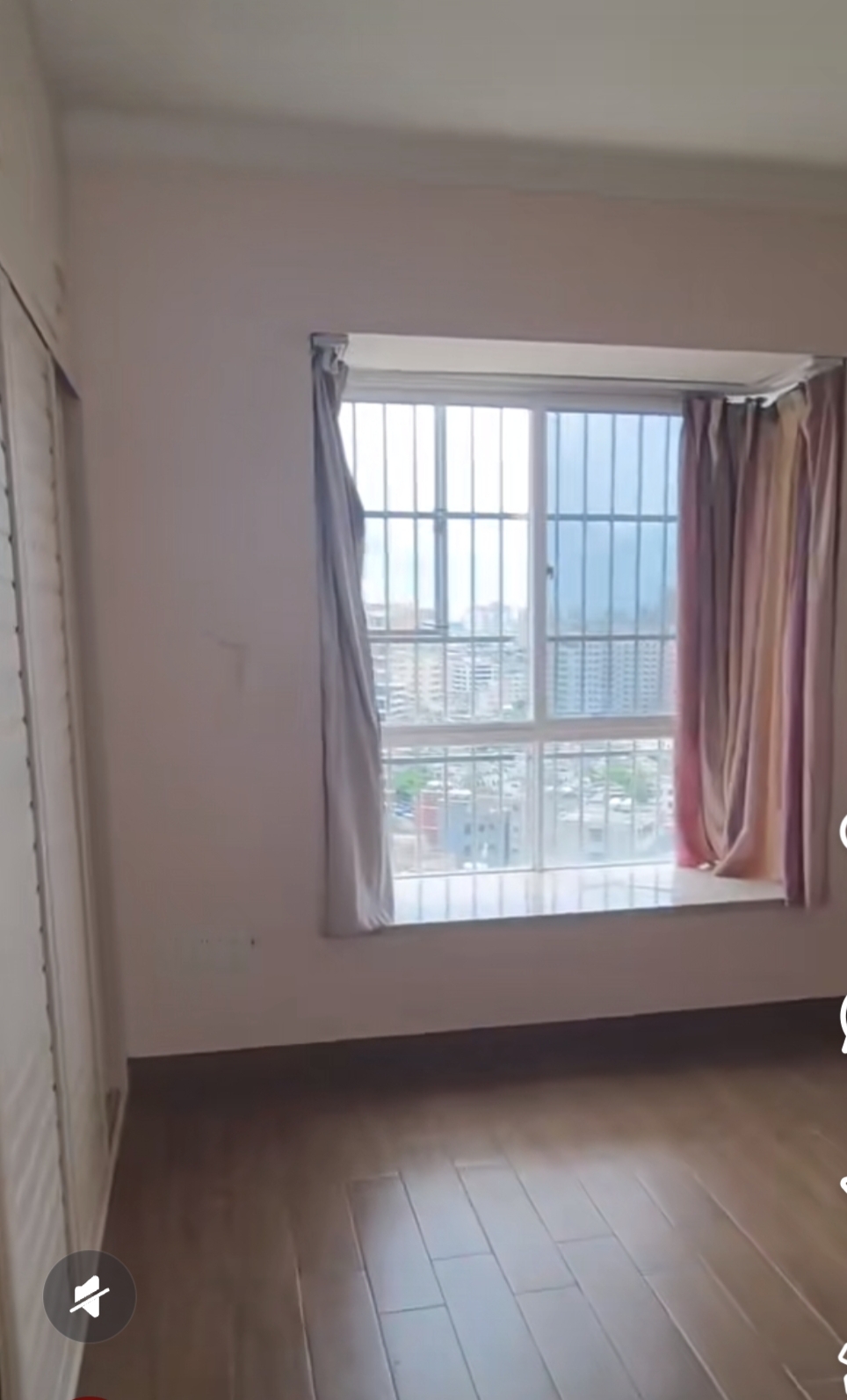 博雅花园 4室2厅2卫 2600.0元/月 博雅花园 4室2厅2卫 2600.0元/月室内图