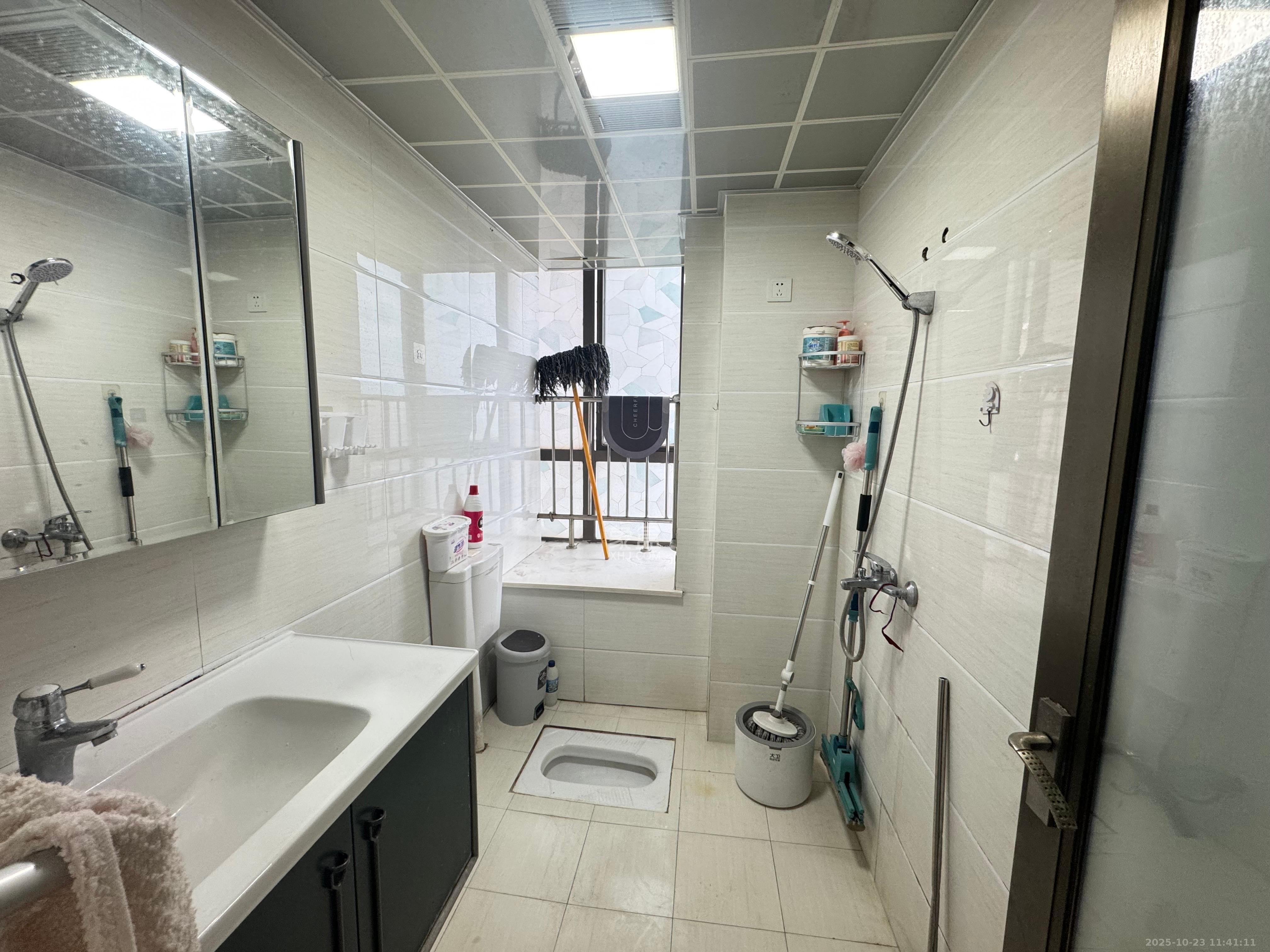 德庆水韵山城 1室2厅0卫 1800.0元/月 德庆水韵山城 1室2厅0卫 1800.0元/月室内图